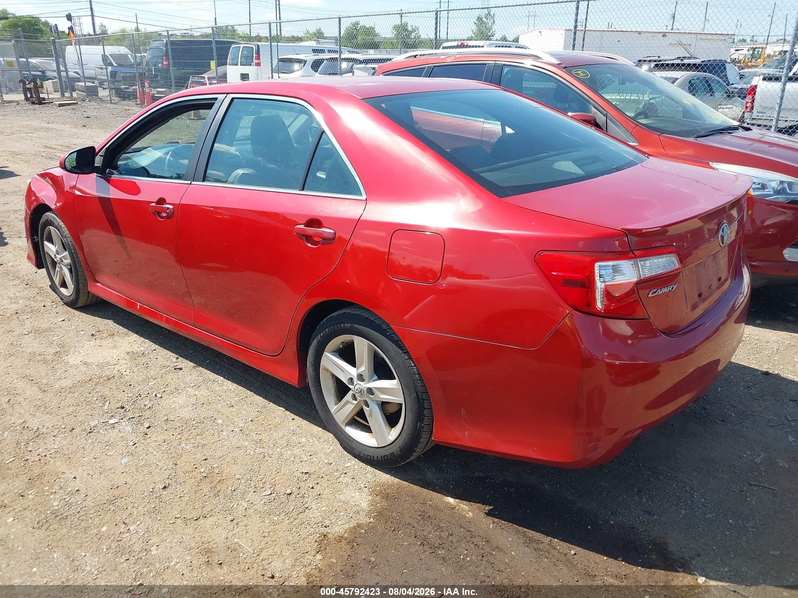 2013 Toyota Camry Se Red vin: 4T1BF1FK8DU665213