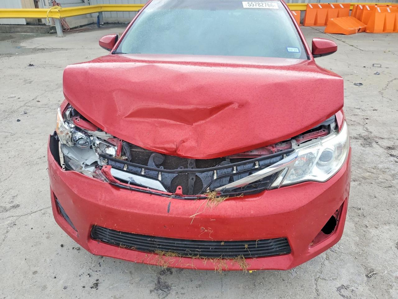 2013 Toyota Camry Le Red vin: 4T1BF1FK8DU677698
