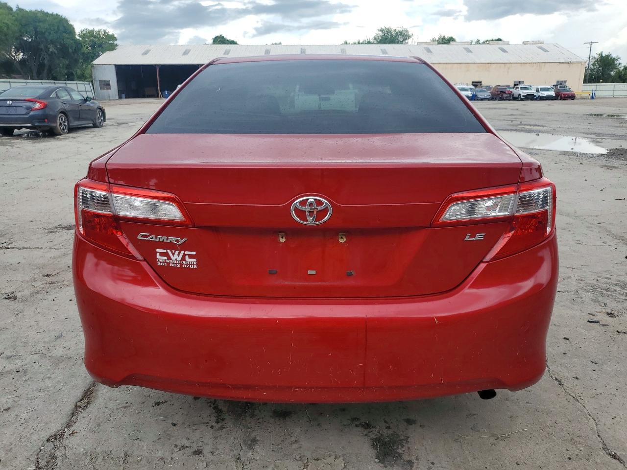 2013 Toyota Camry Le Red vin: 4T1BF1FK8DU677698
