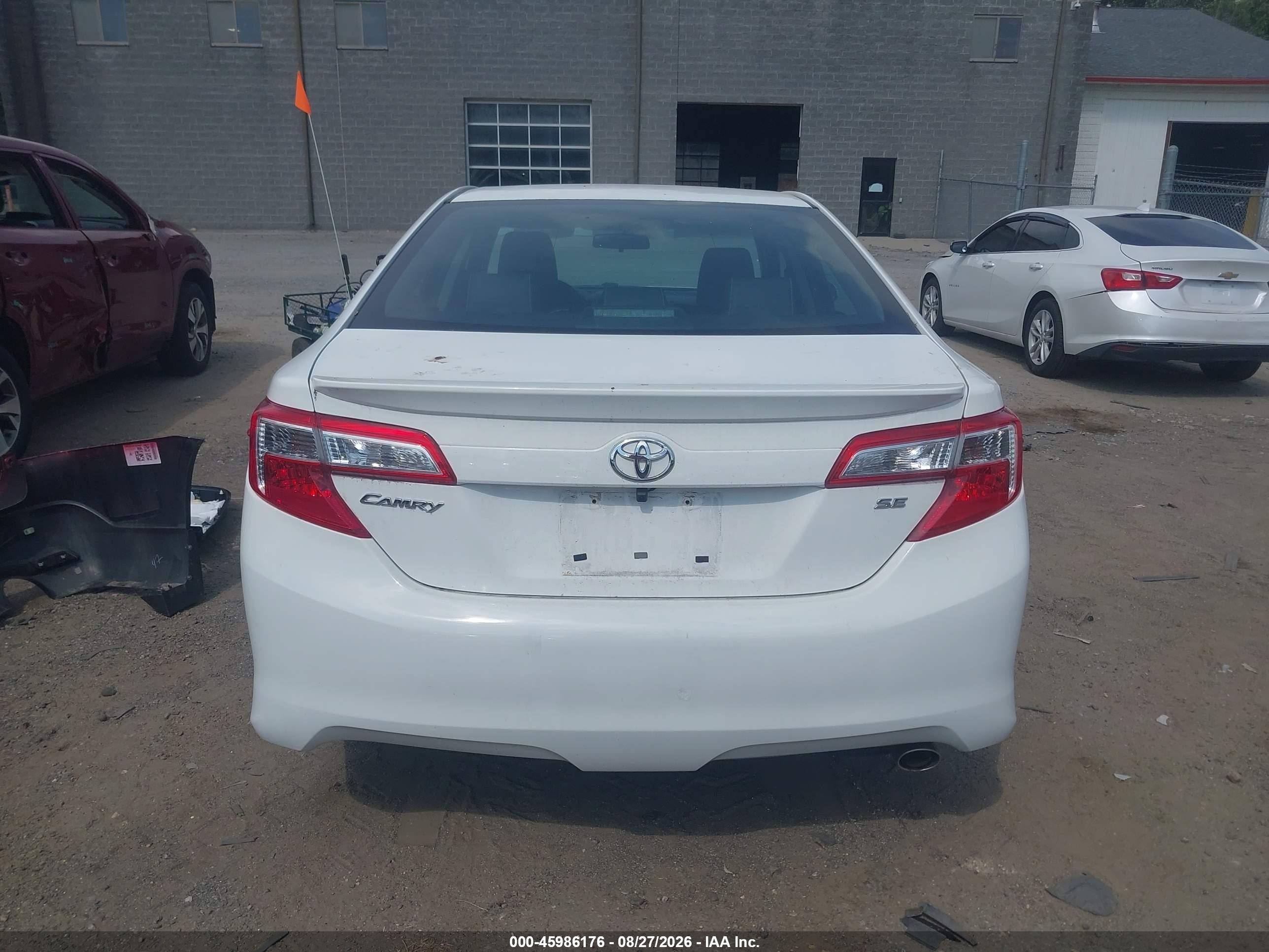 2013 Toyota Camry Se White vin: 4T1BF1FK8DU687583