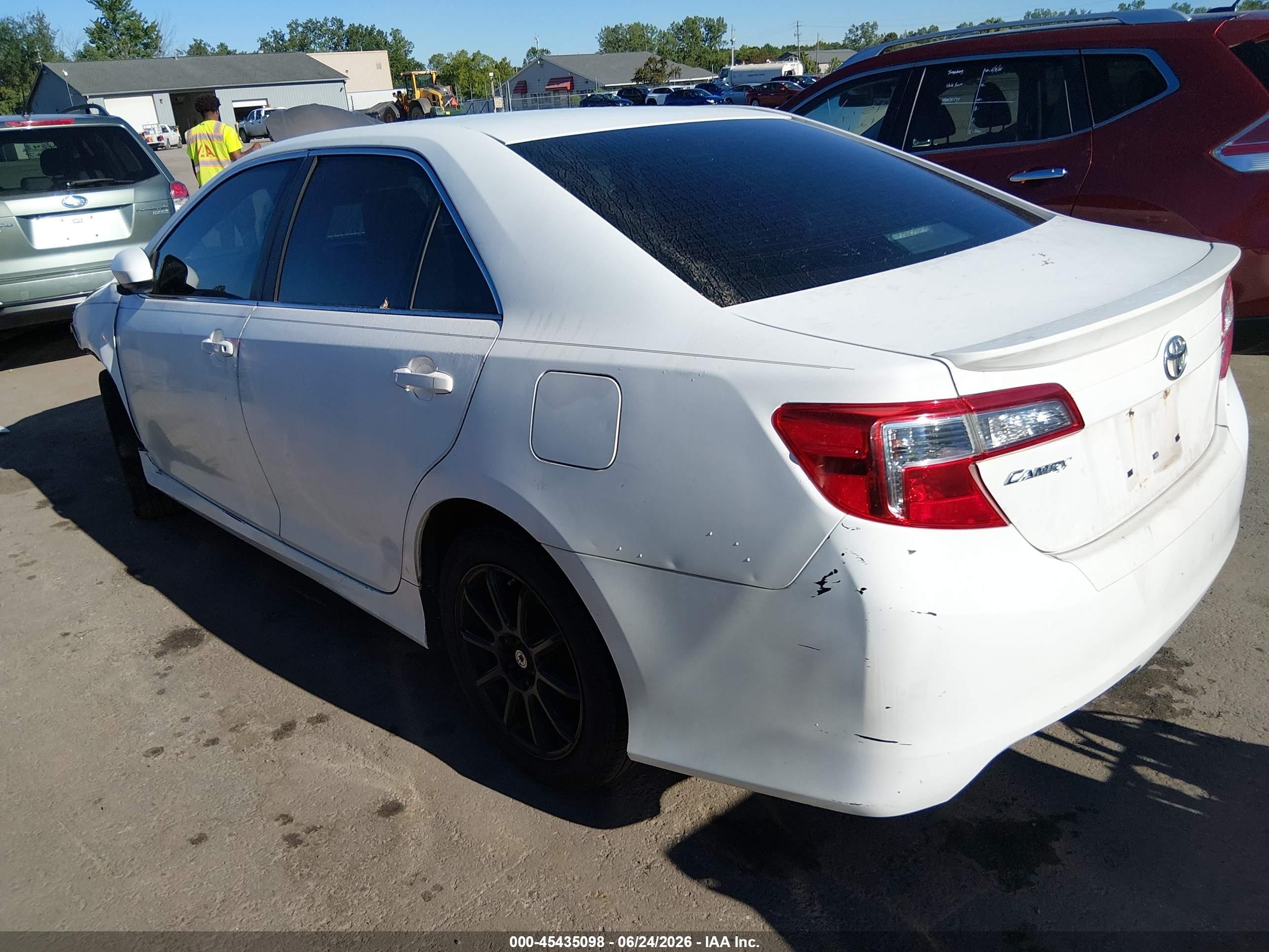 2013 Toyota Camry Se White vin: 4T1BF1FK8DU712806