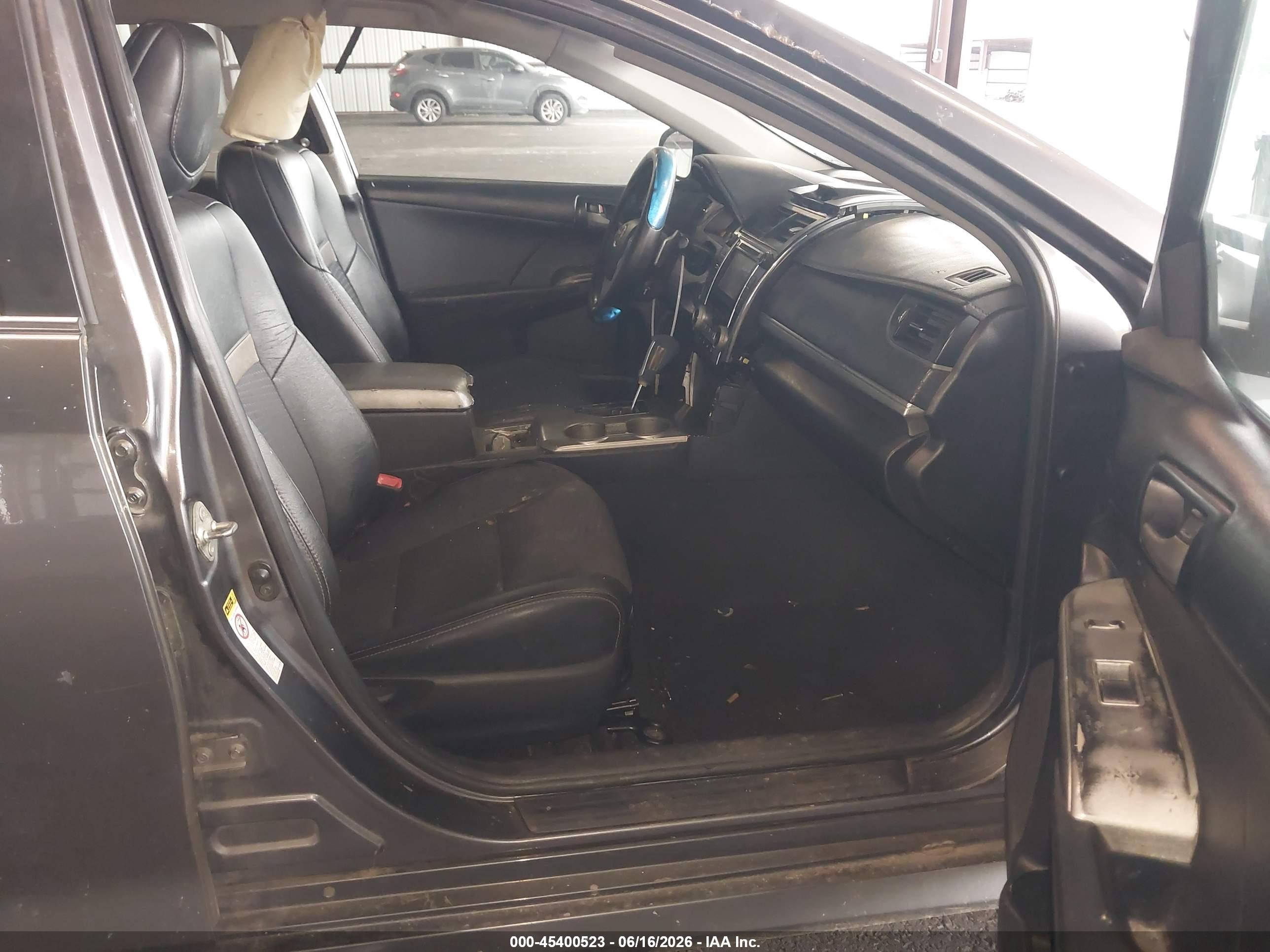 2014 Toyota Camry Se Gray vin: 4T1BF1FK8EU318188