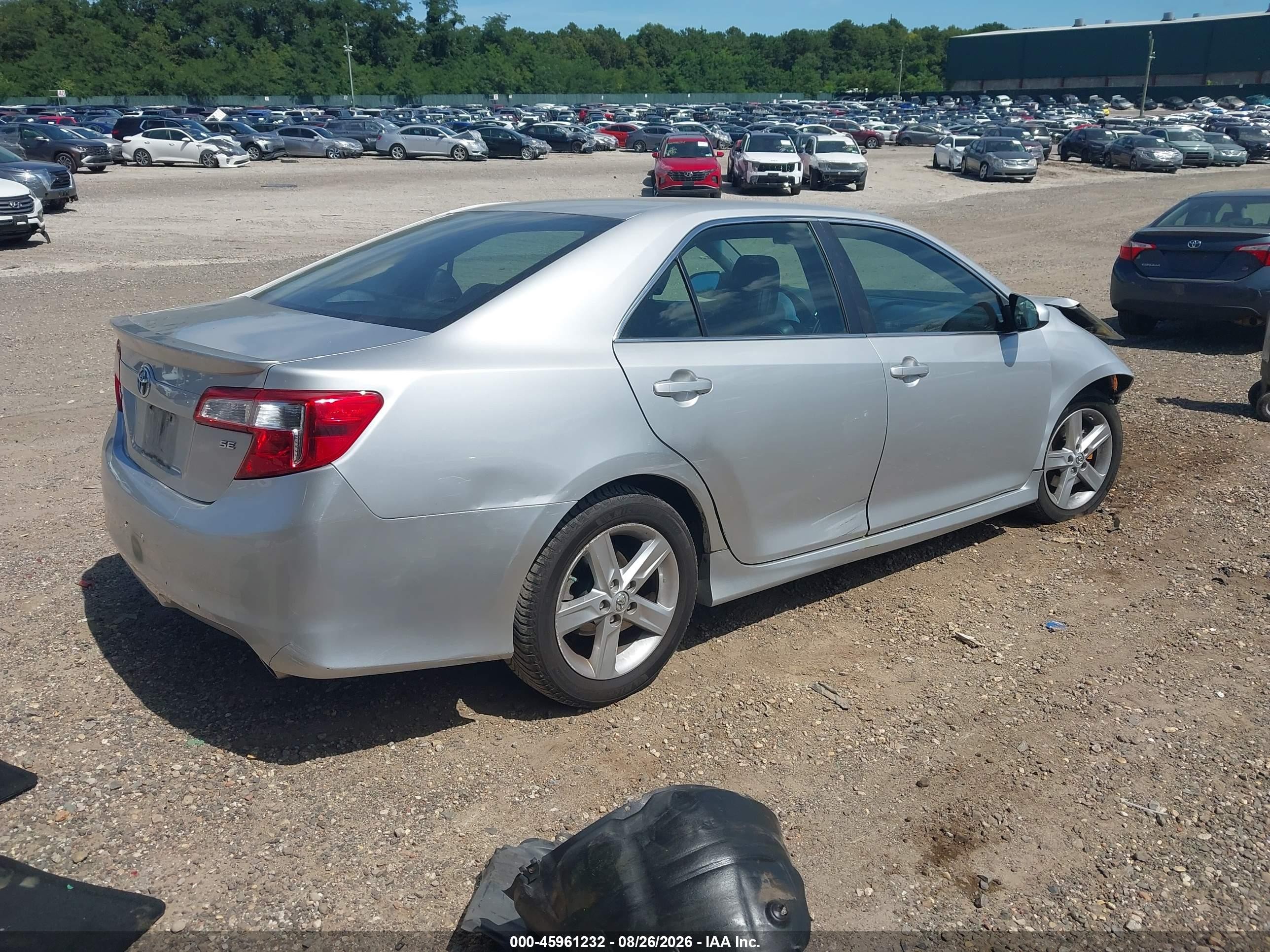 2014 Toyota Camry Se Серебряный vin: 4T1BF1FK8EU320698