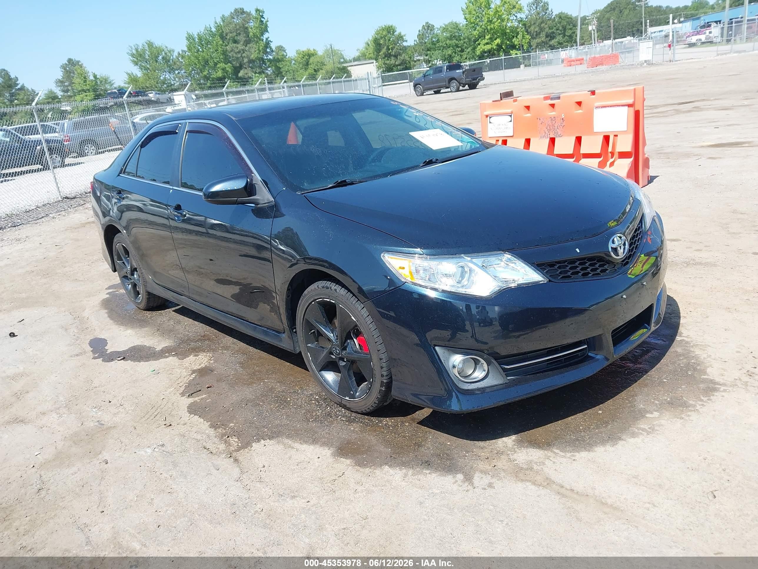 2014 Toyota Camry Se Sport Blue vin: 4T1BF1FK8EU328624