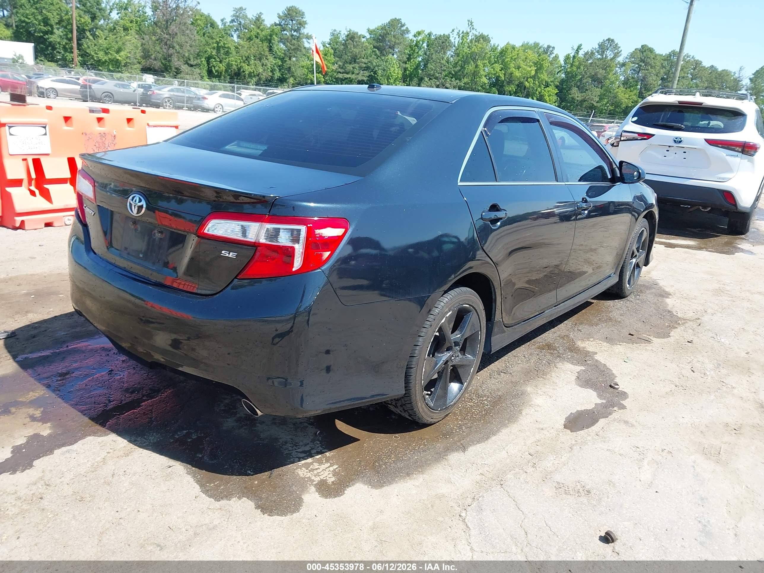 2014 Toyota Camry Se Sport Blue vin: 4T1BF1FK8EU328624