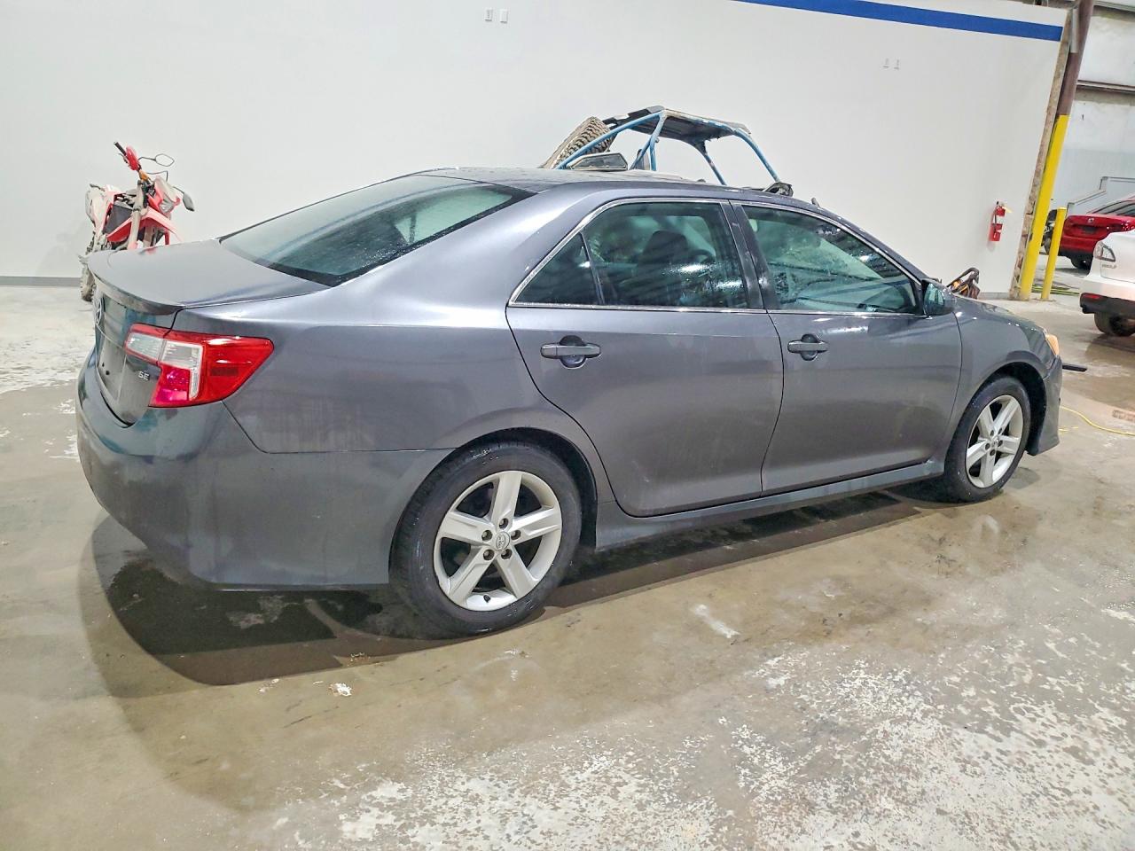 2014 Toyota Camry Se Gray vin: 4T1BF1FK8EU338893