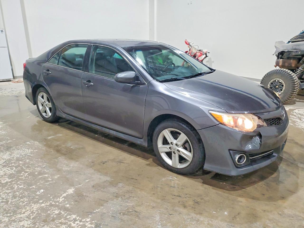2014 Toyota Camry Se Gray vin: 4T1BF1FK8EU338893