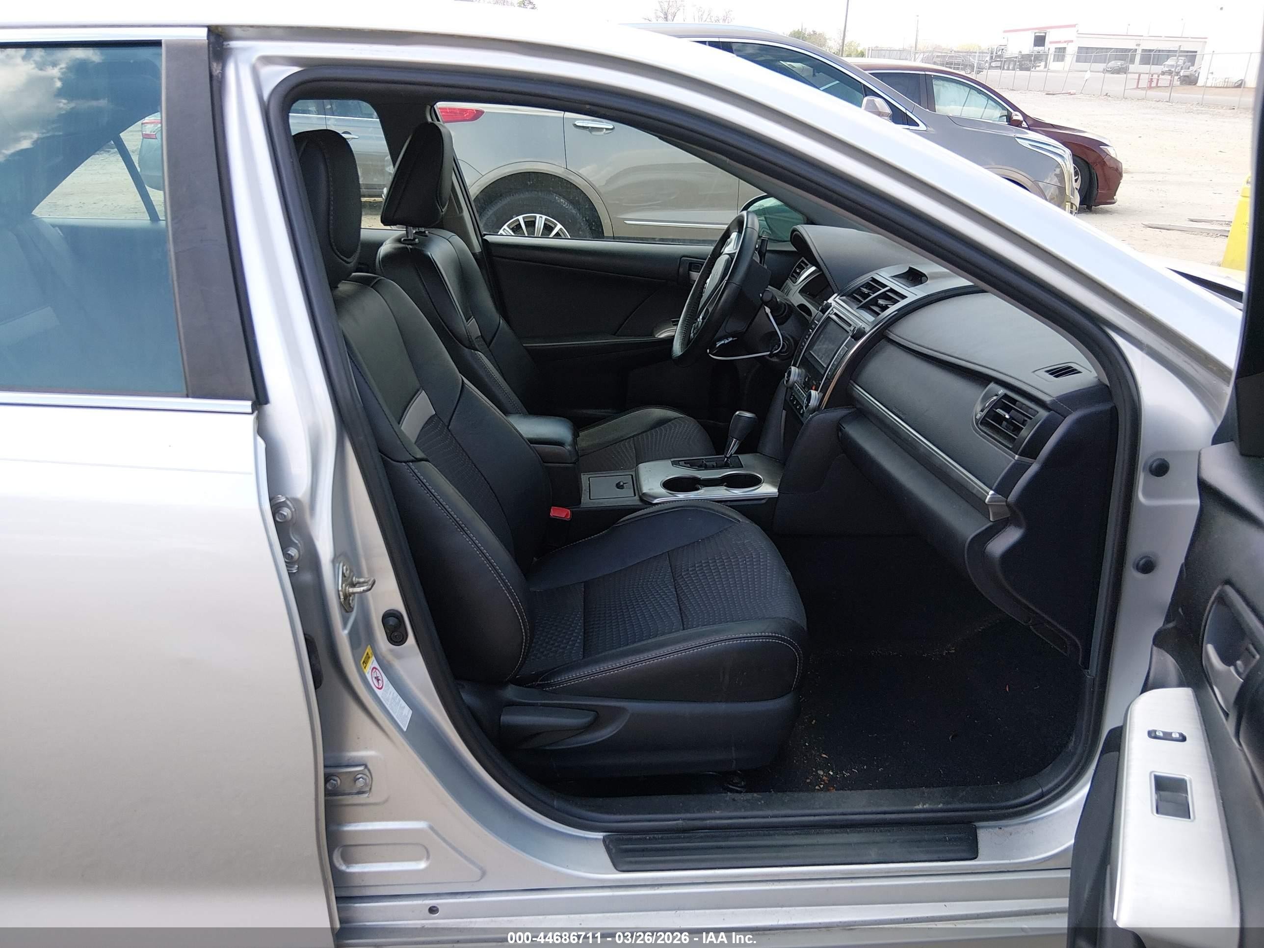 2014 Toyota Camry Se Silver vin: 4T1BF1FK8EU342071