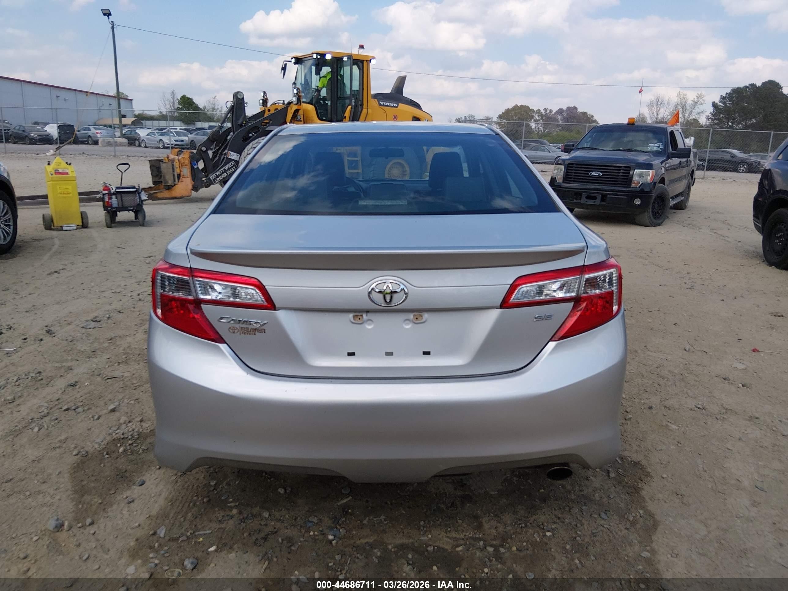 2014 Toyota Camry Se Silver vin: 4T1BF1FK8EU342071