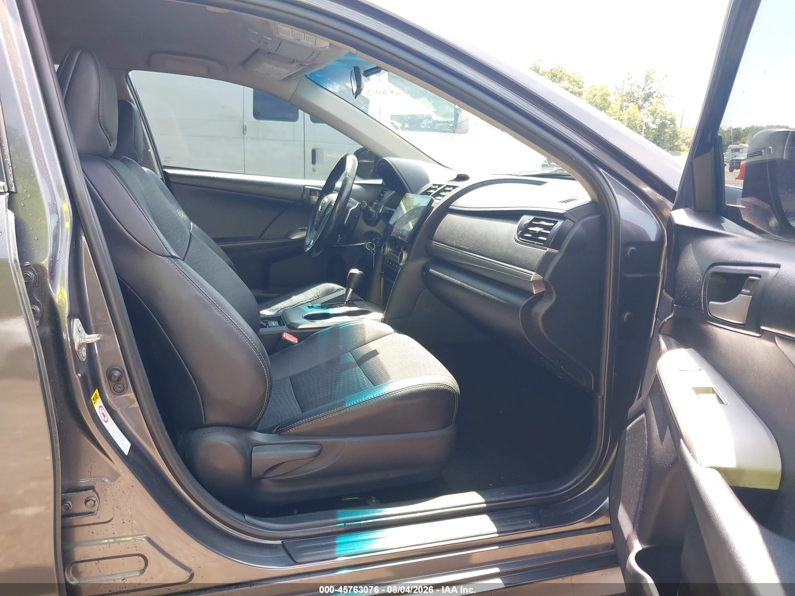 2014 Toyota Camry Se Gray vin: 4T1BF1FK8EU345858