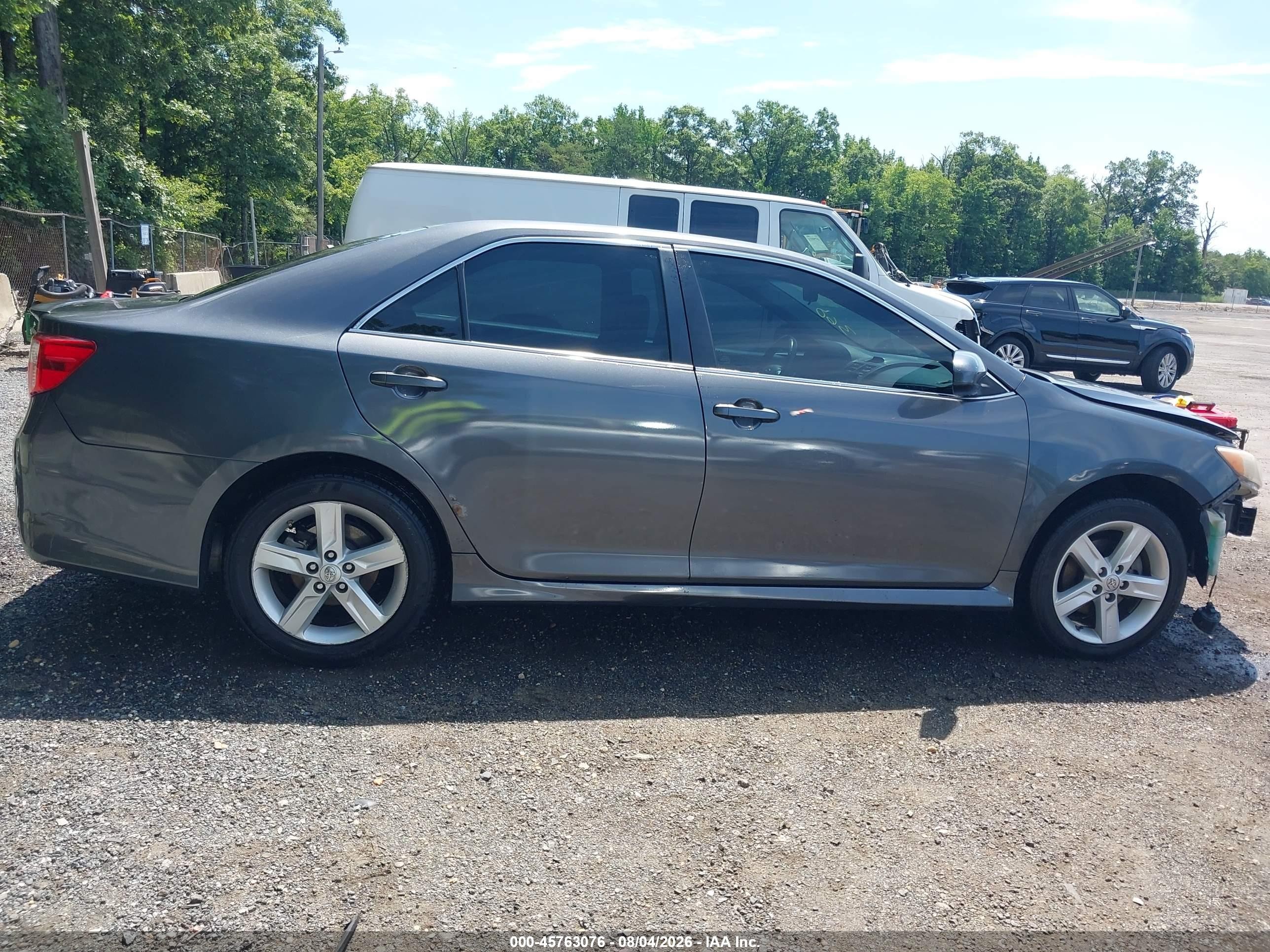 2014 Toyota Camry Se Gray vin: 4T1BF1FK8EU345858