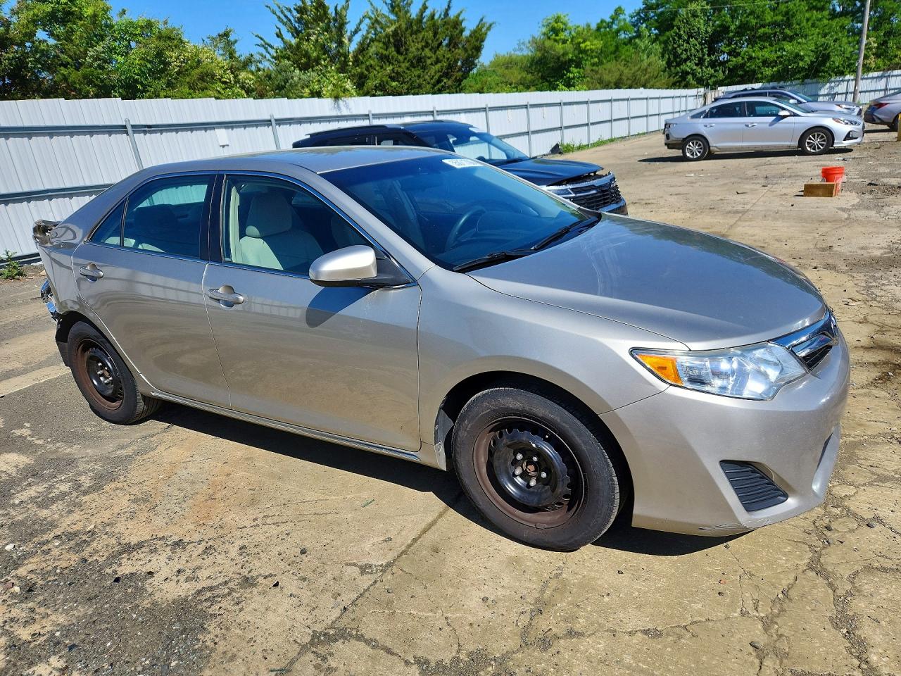 2014 Toyota Camry Le Beige vin: 4T1BF1FK8EU346556