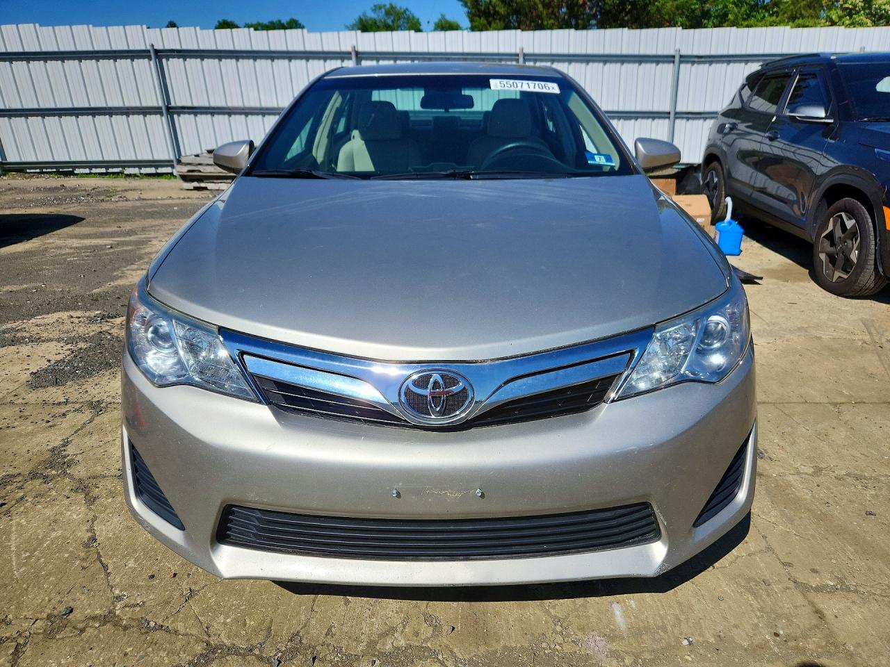 2014 Toyota Camry Le Beige vin: 4T1BF1FK8EU346556
