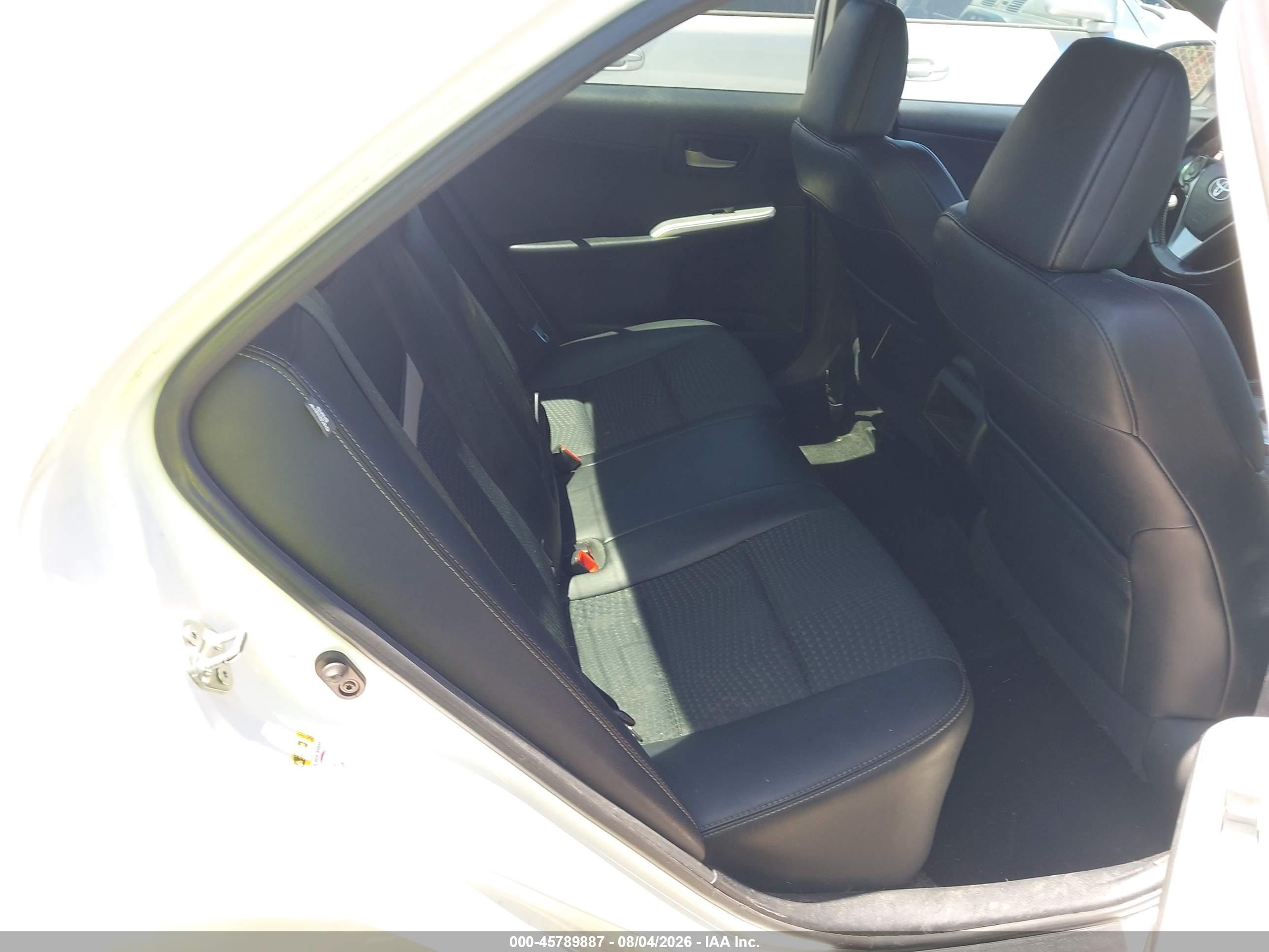 2014 Toyota Camry Se White vin: 4T1BF1FK8EU351918