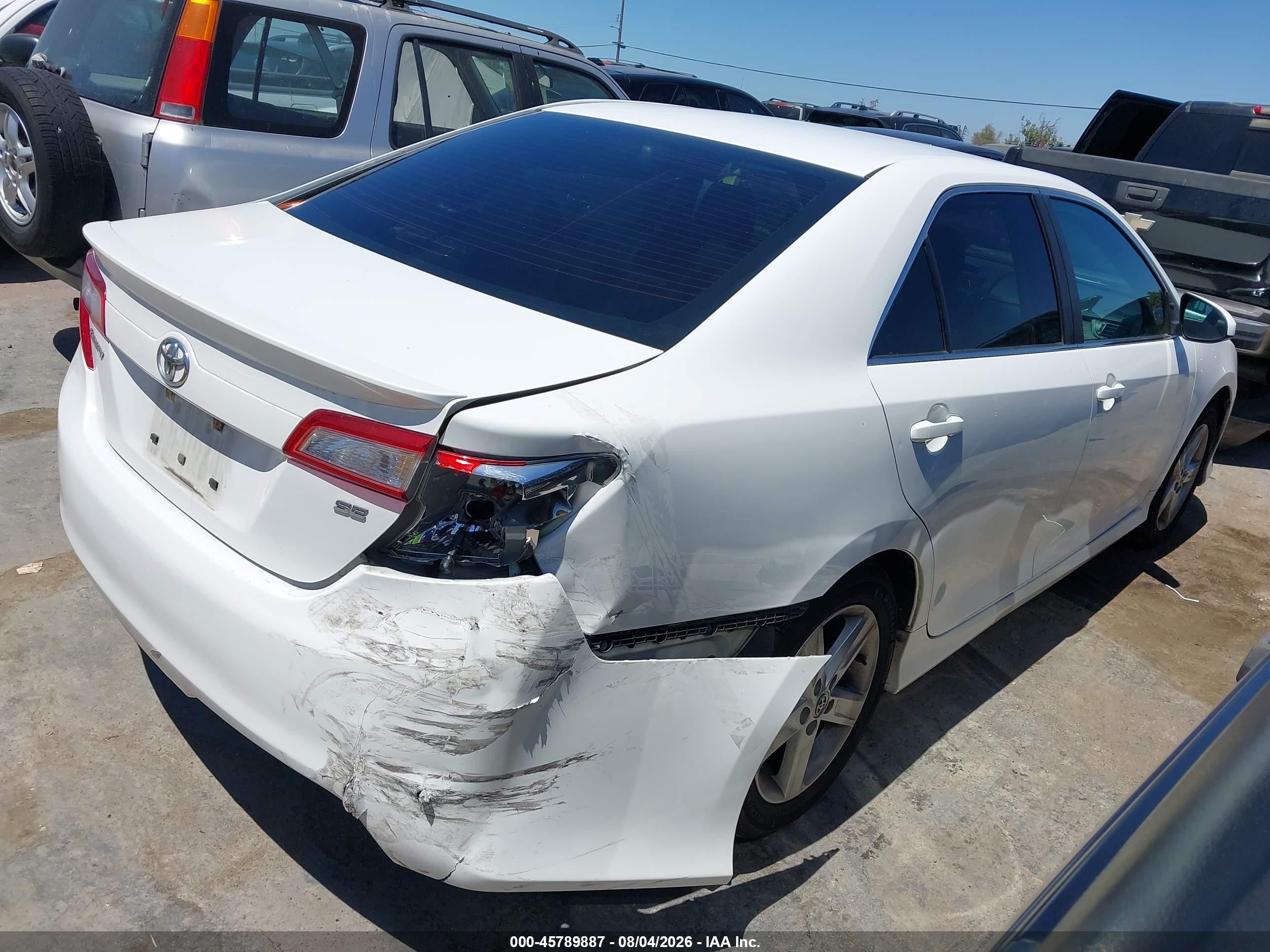 2014 Toyota Camry Se White vin: 4T1BF1FK8EU351918
