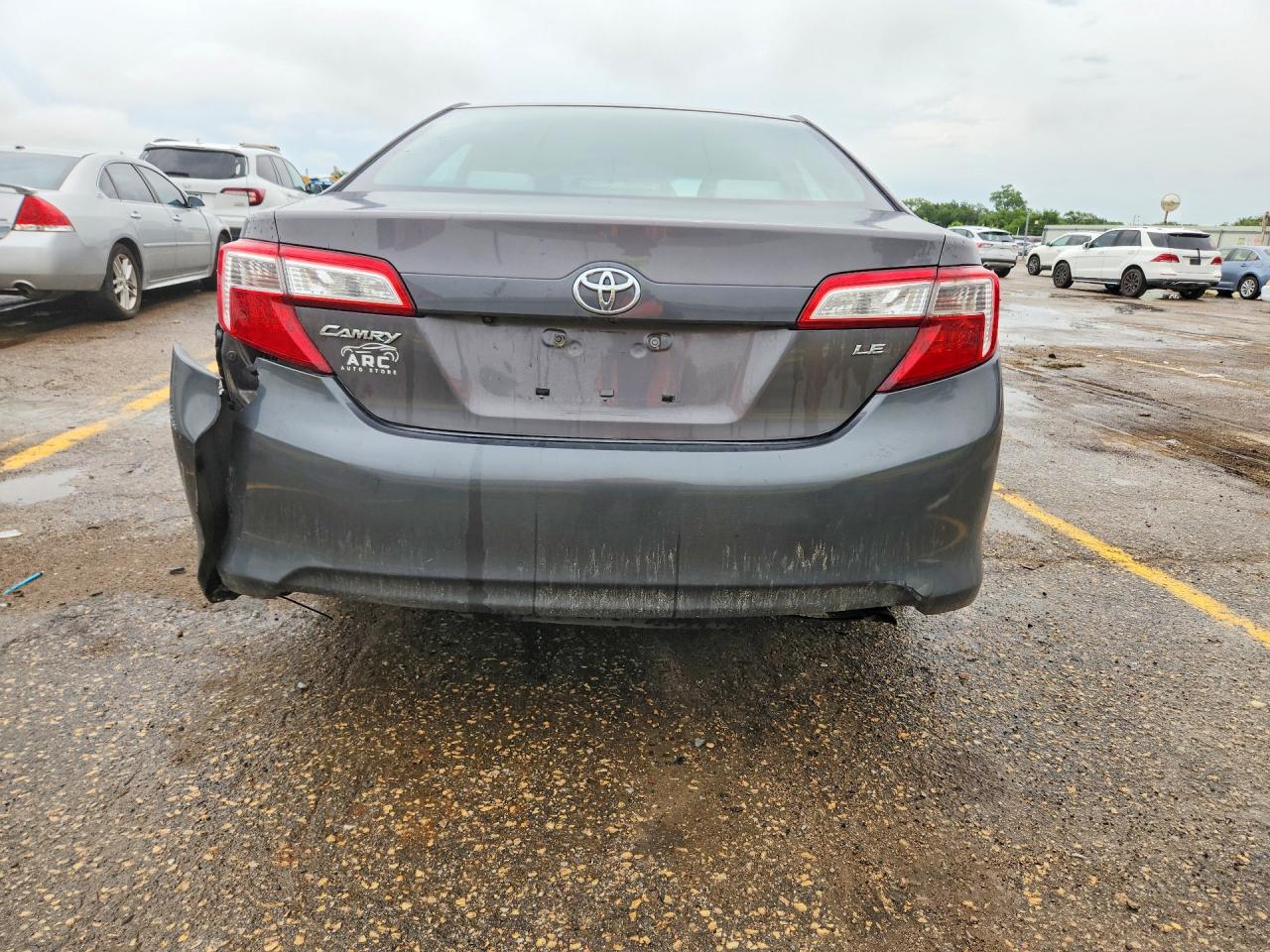 2014 Toyota Camry Le Gray vin: 4T1BF1FK8EU359775