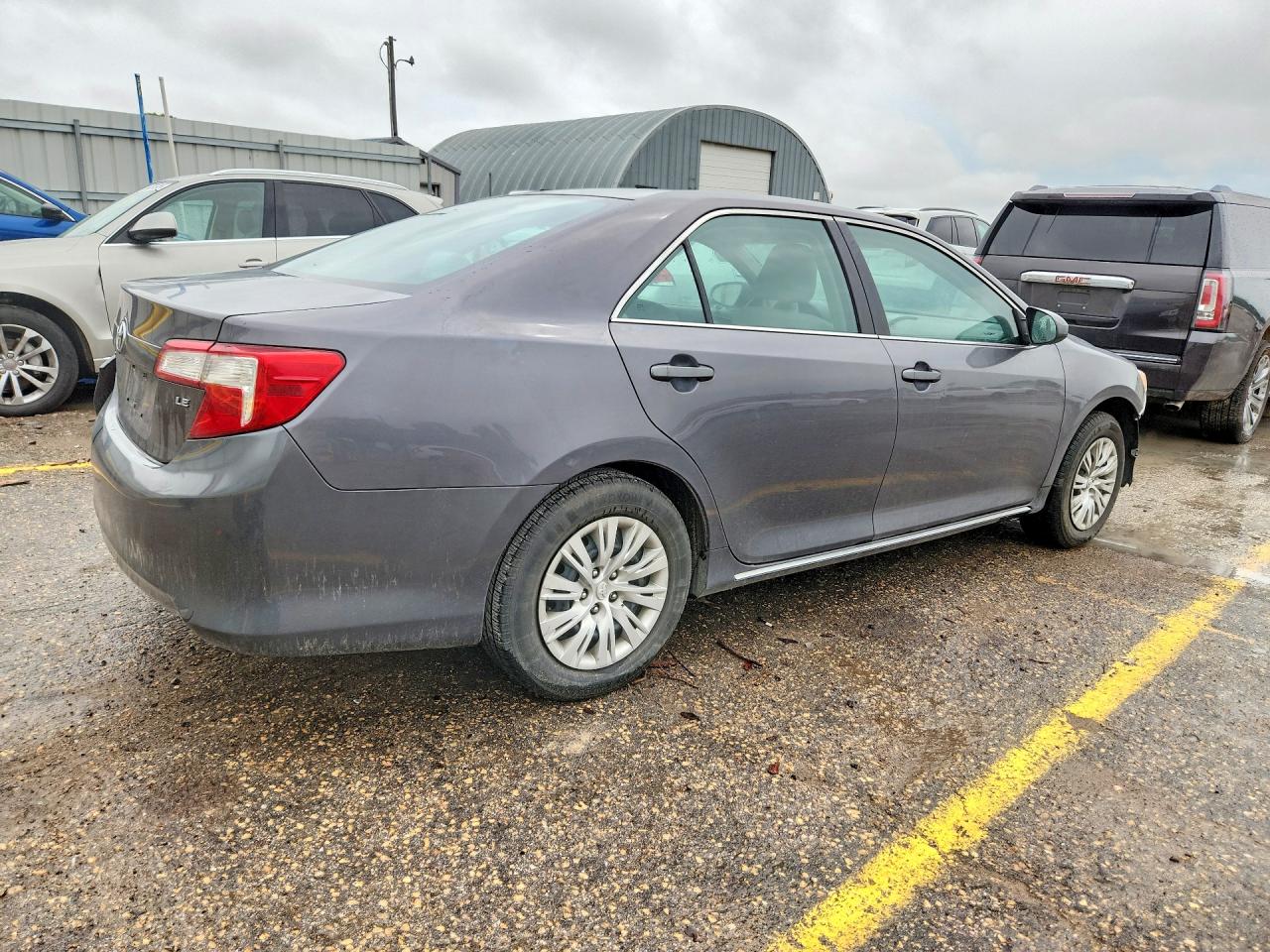 2014 Toyota Camry Le Gray vin: 4T1BF1FK8EU359775