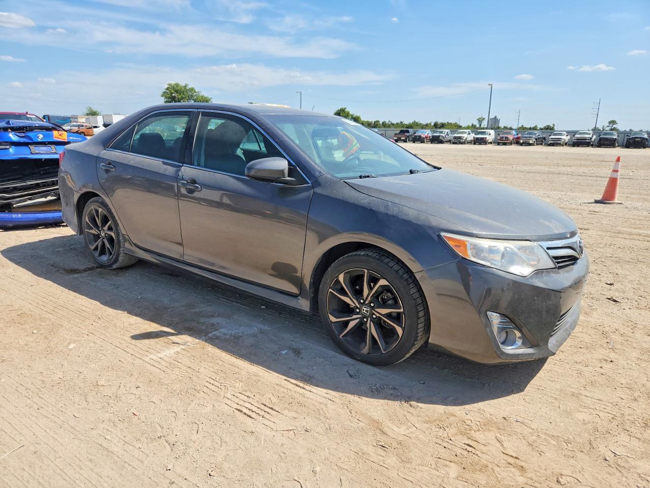 2014 Toyota Camry Se Gray vin: 4T1BF1FK8EU377189