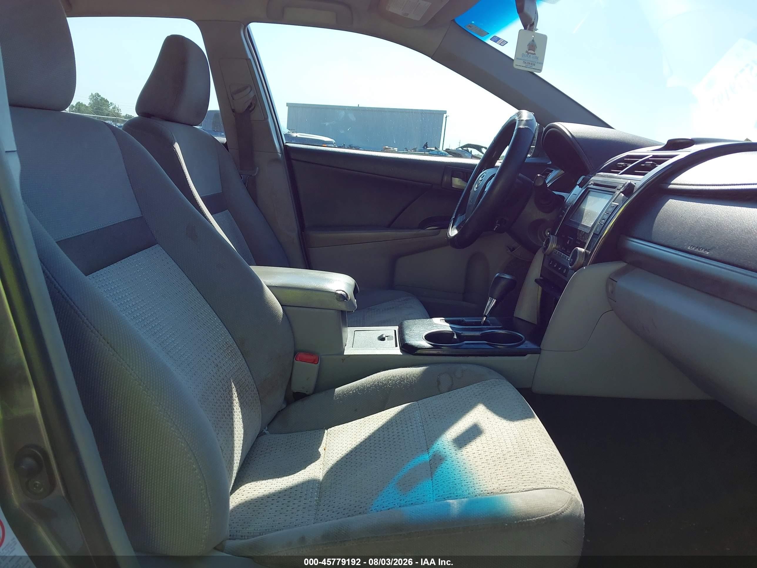 2014 Toyota Camry Le Gray vin: 4T1BF1FK8EU378147