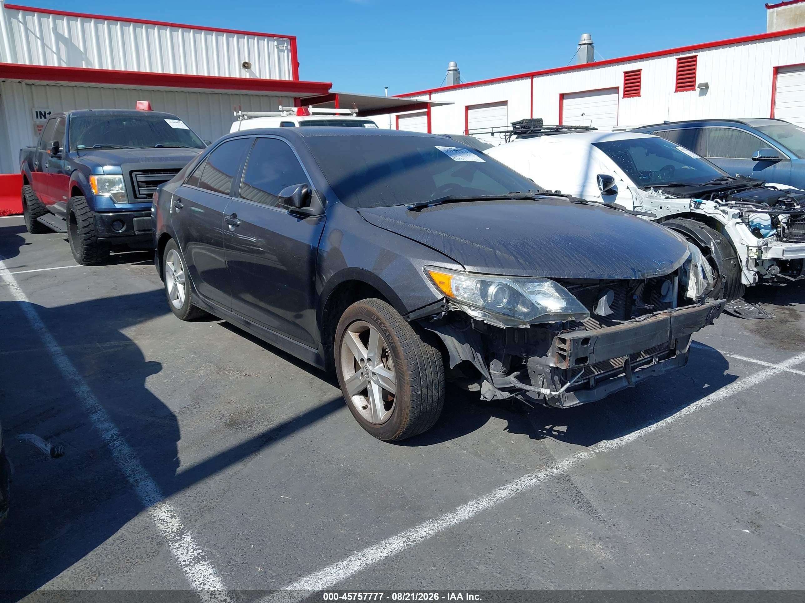 2014 Toyota Camry Se Gray vin: 4T1BF1FK8EU384501