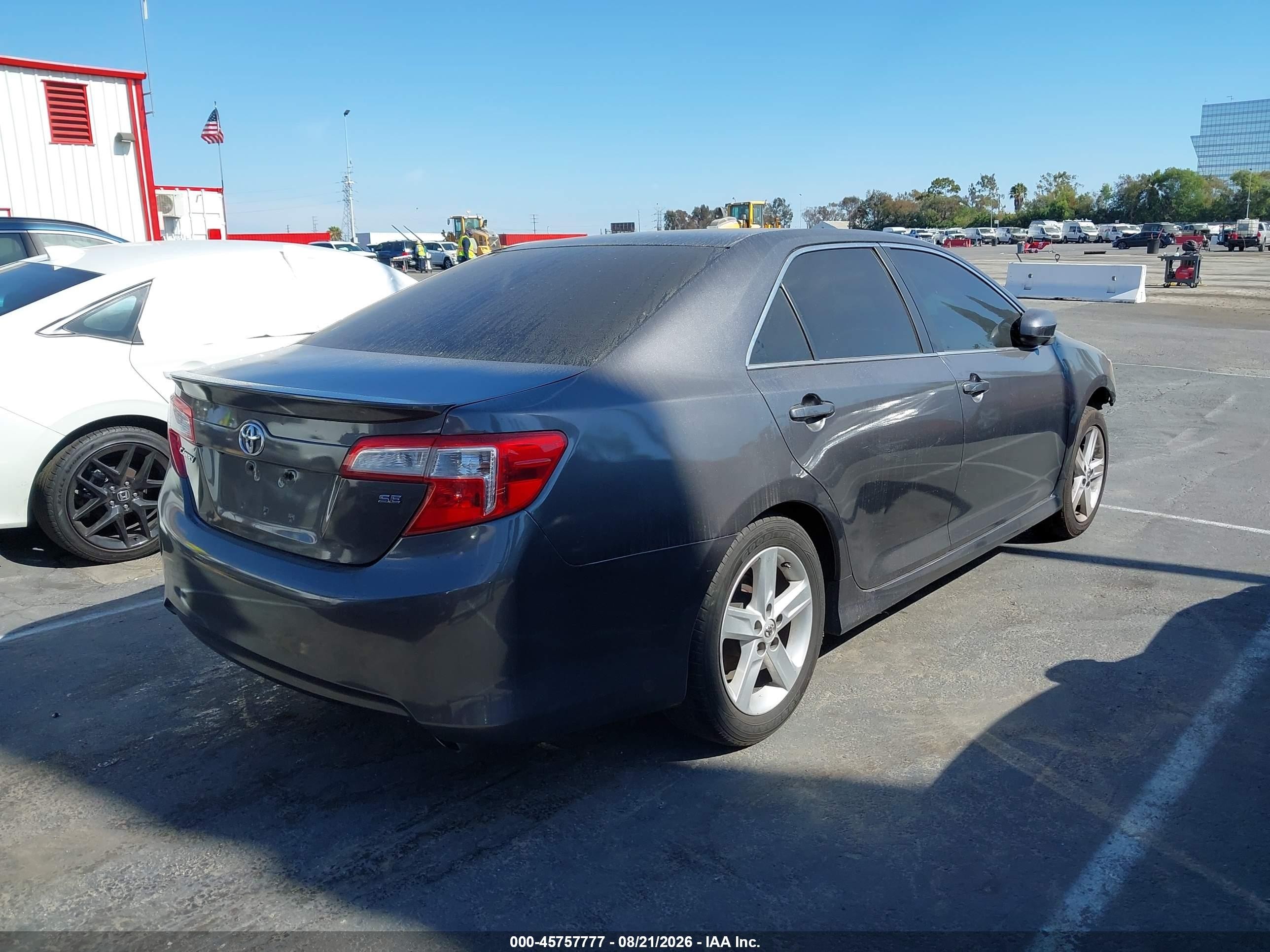 2014 Toyota Camry Se Gray vin: 4T1BF1FK8EU384501