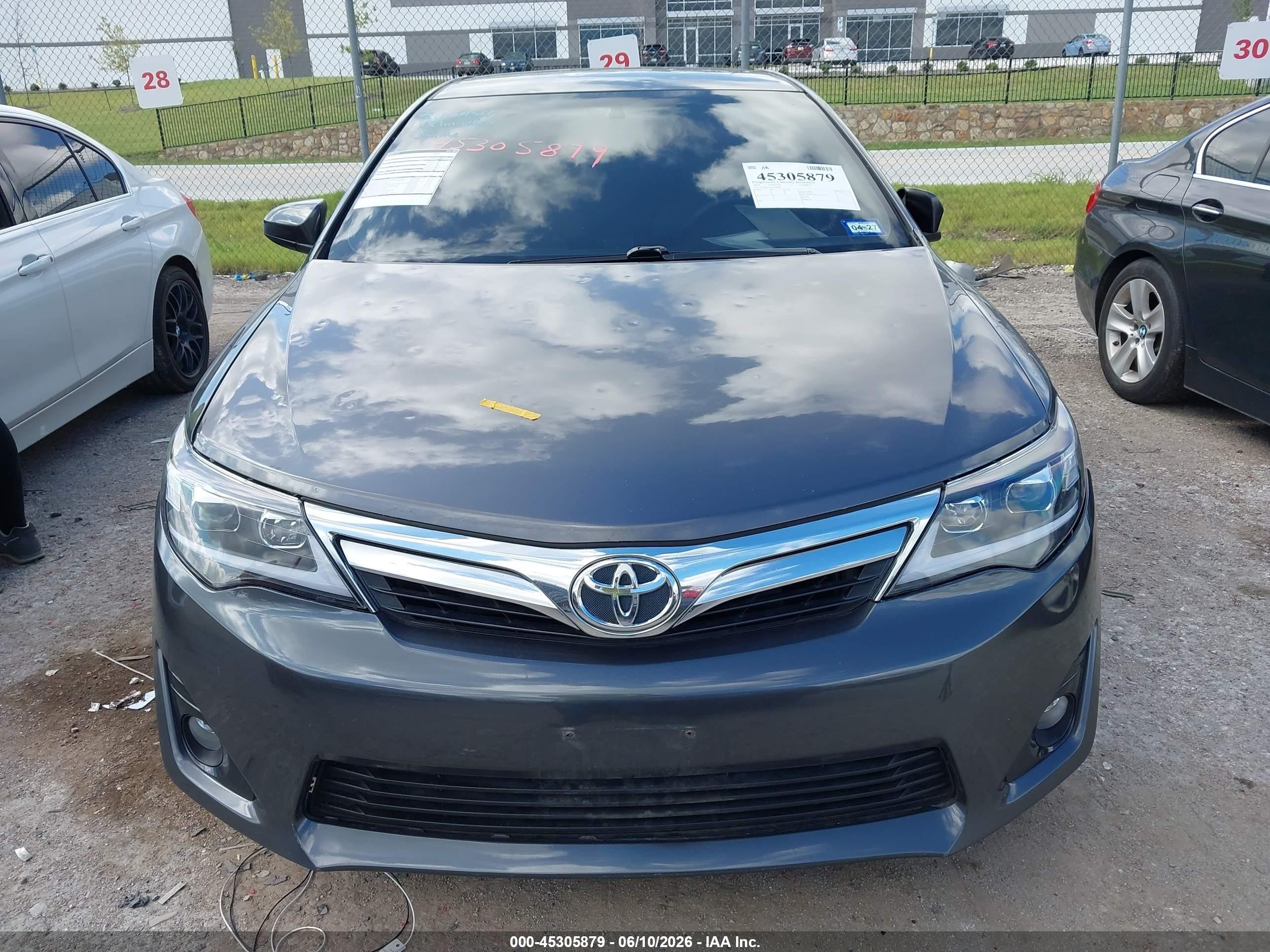 2014 Toyota Camry Le Gray vin: 4T1BF1FK8EU408943