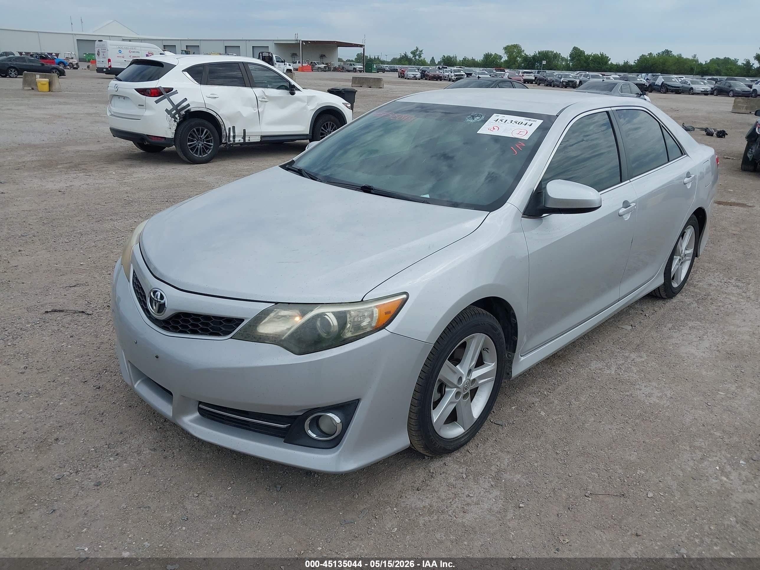 2014 Toyota Camry Se Серебряный vin: 4T1BF1FK8EU416475