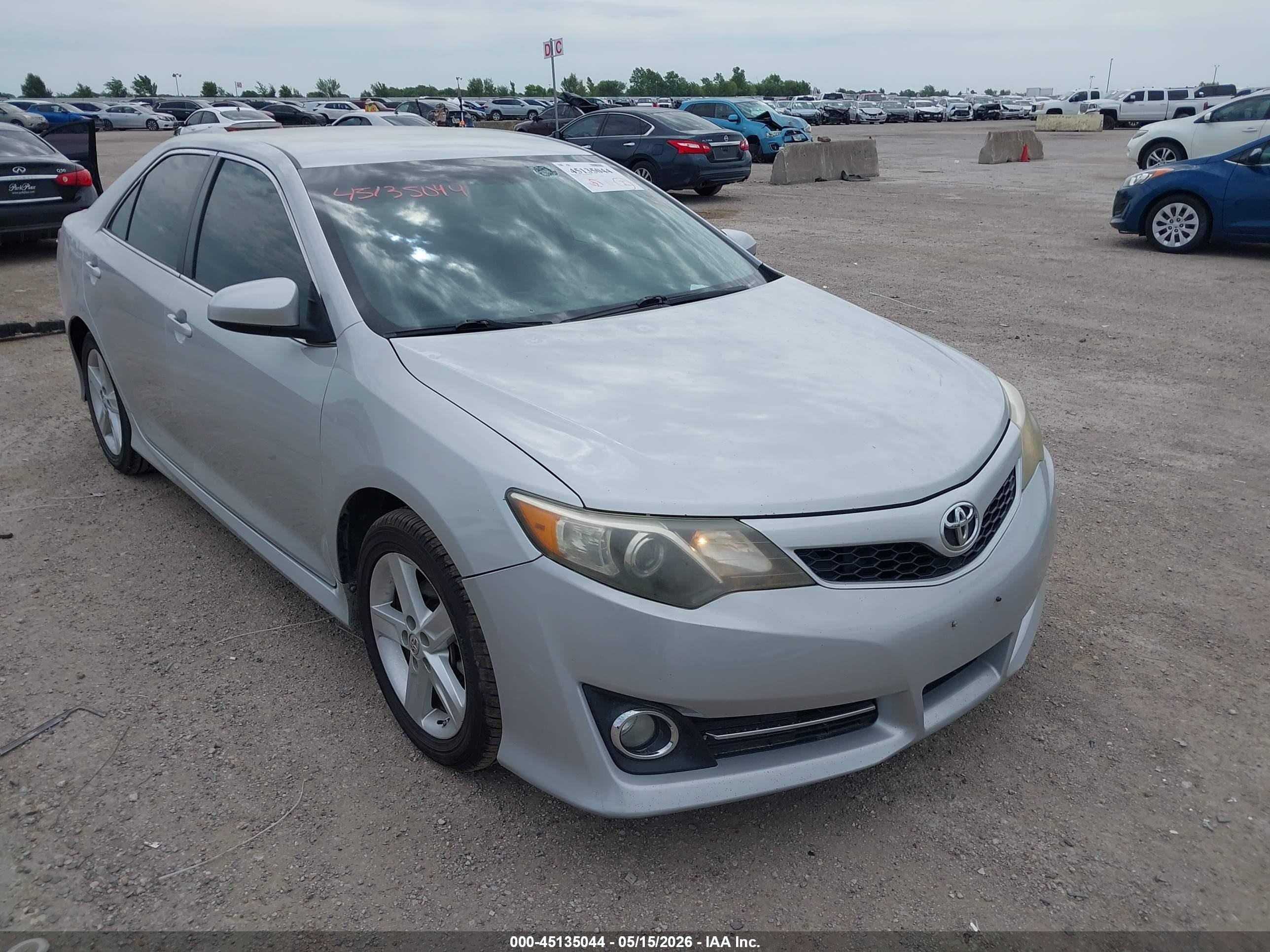 2014 Toyota Camry Se Silver vin: 4T1BF1FK8EU416475