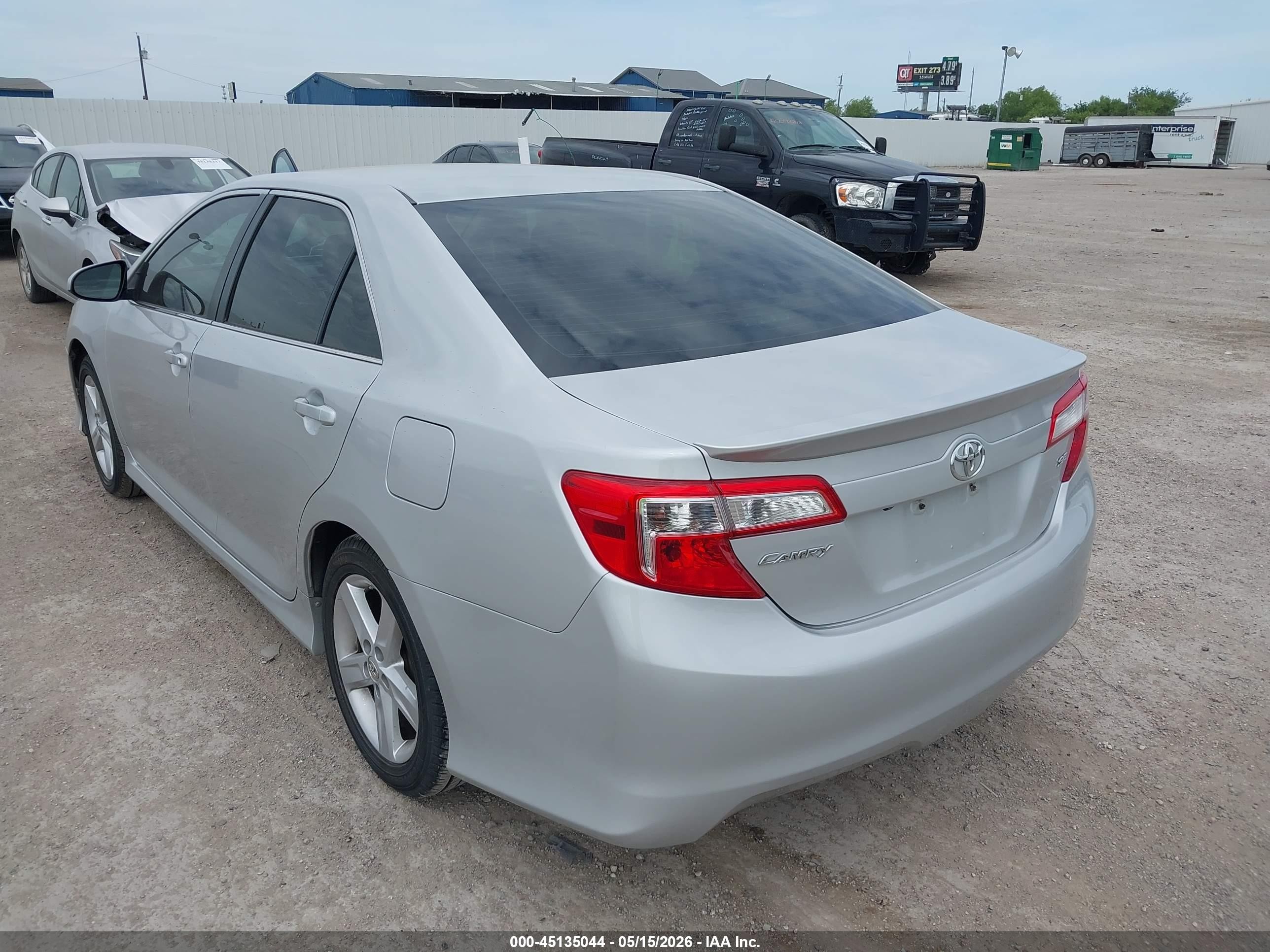 2014 Toyota Camry Se Серебряный vin: 4T1BF1FK8EU416475