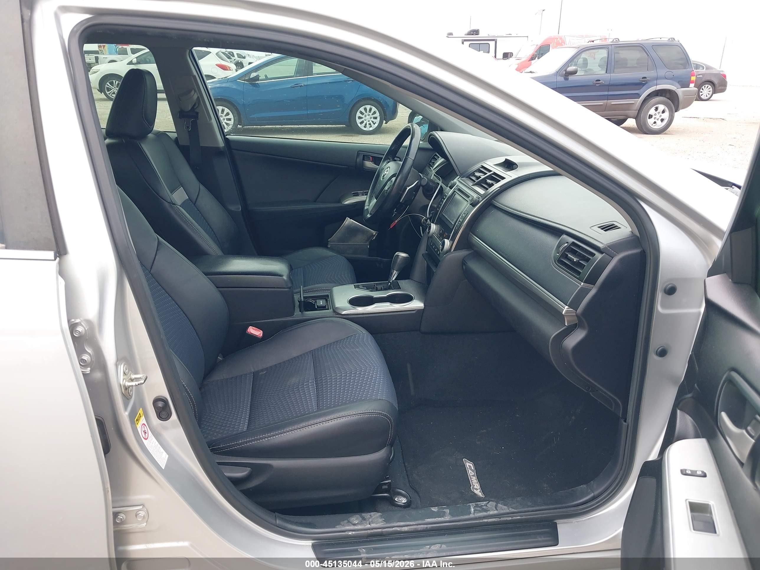 2014 Toyota Camry Se Серебряный vin: 4T1BF1FK8EU416475