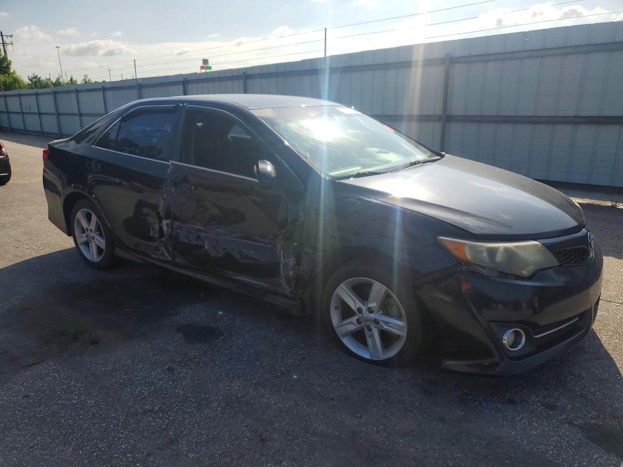 2014 Toyota Camry Se Teal vin: 4T1BF1FK8EU419487