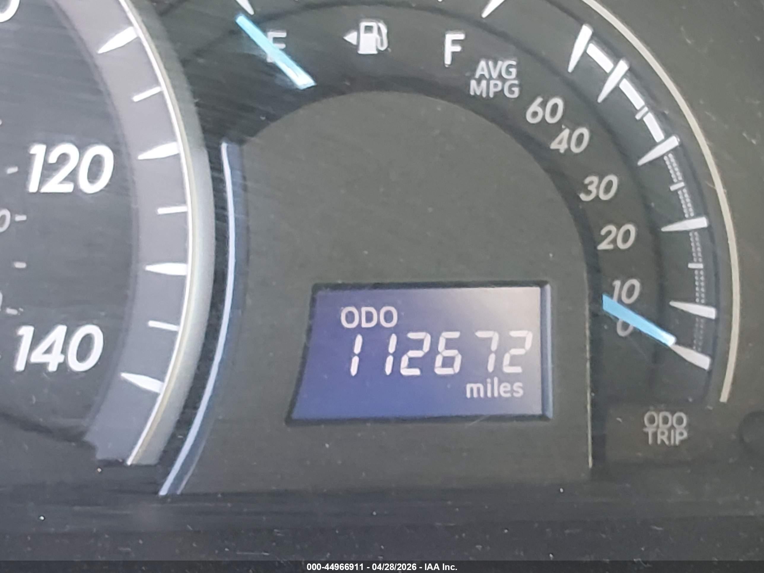 2014 Toyota Camry Le Серебряный vin: 4T1BF1FK8EU425449