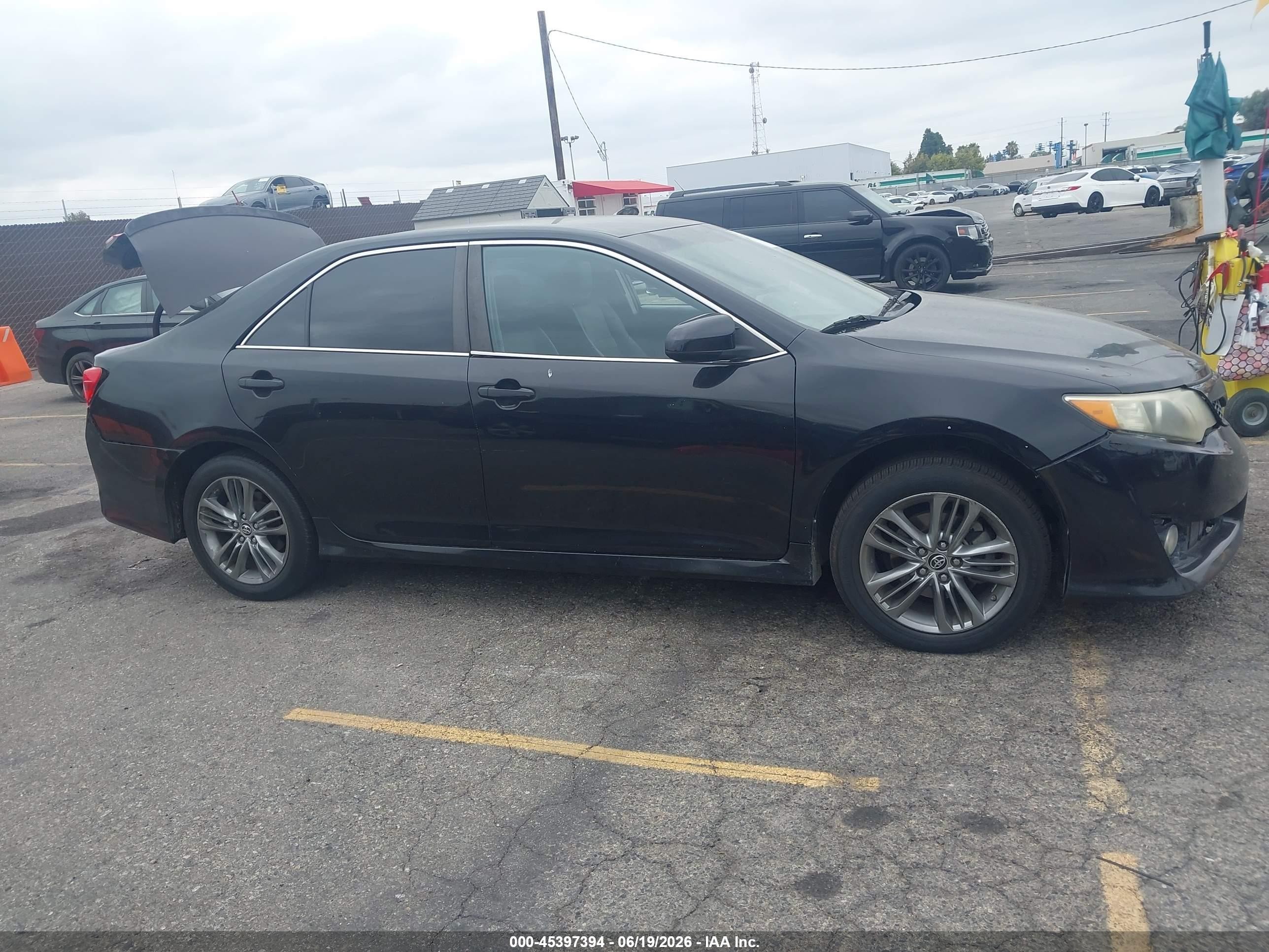 2014 Toyota Camry Se Black vin: 4T1BF1FK8EU433602