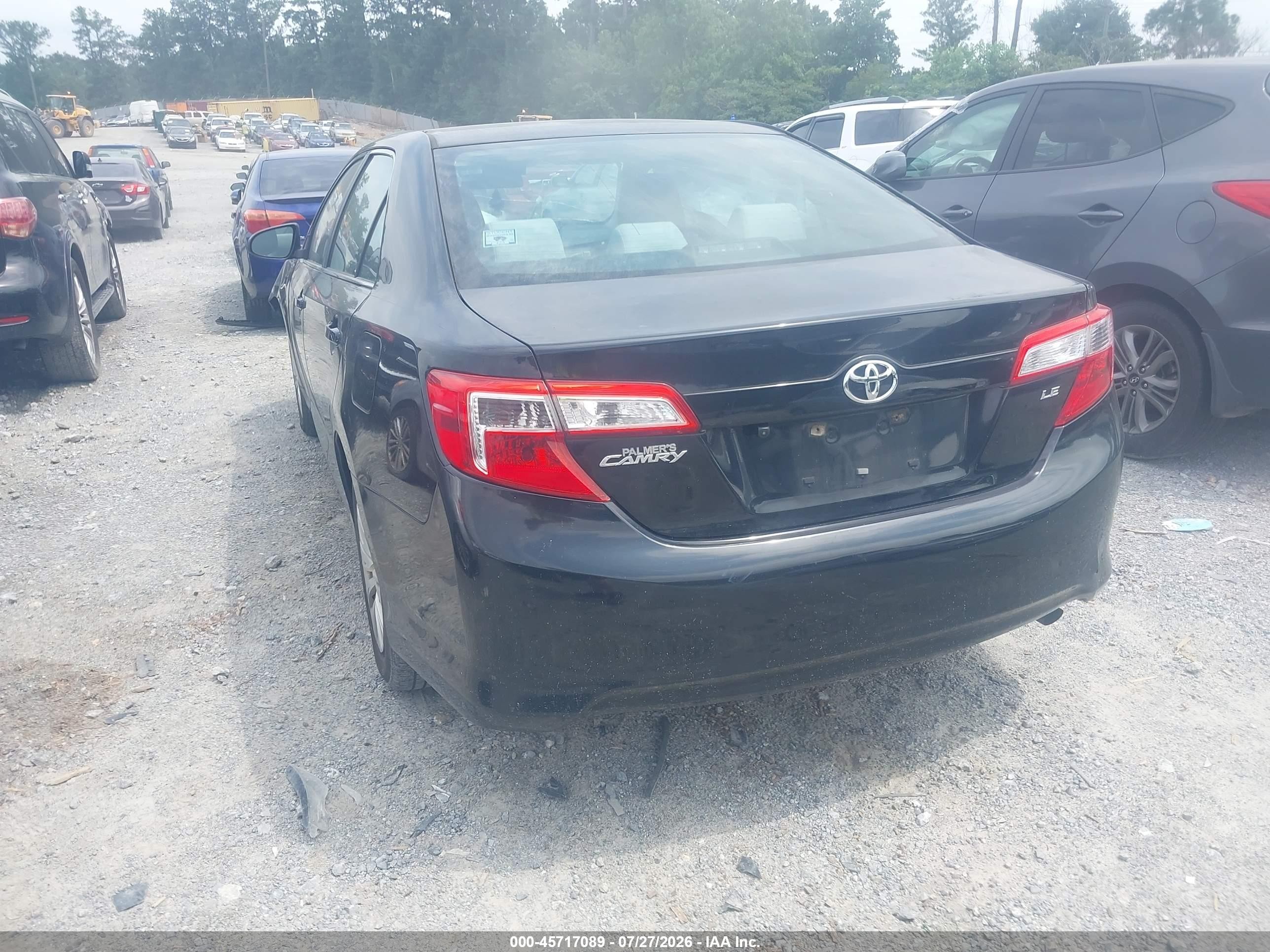 2014 Toyota Camry Le Черный vin: 4T1BF1FK8EU435706