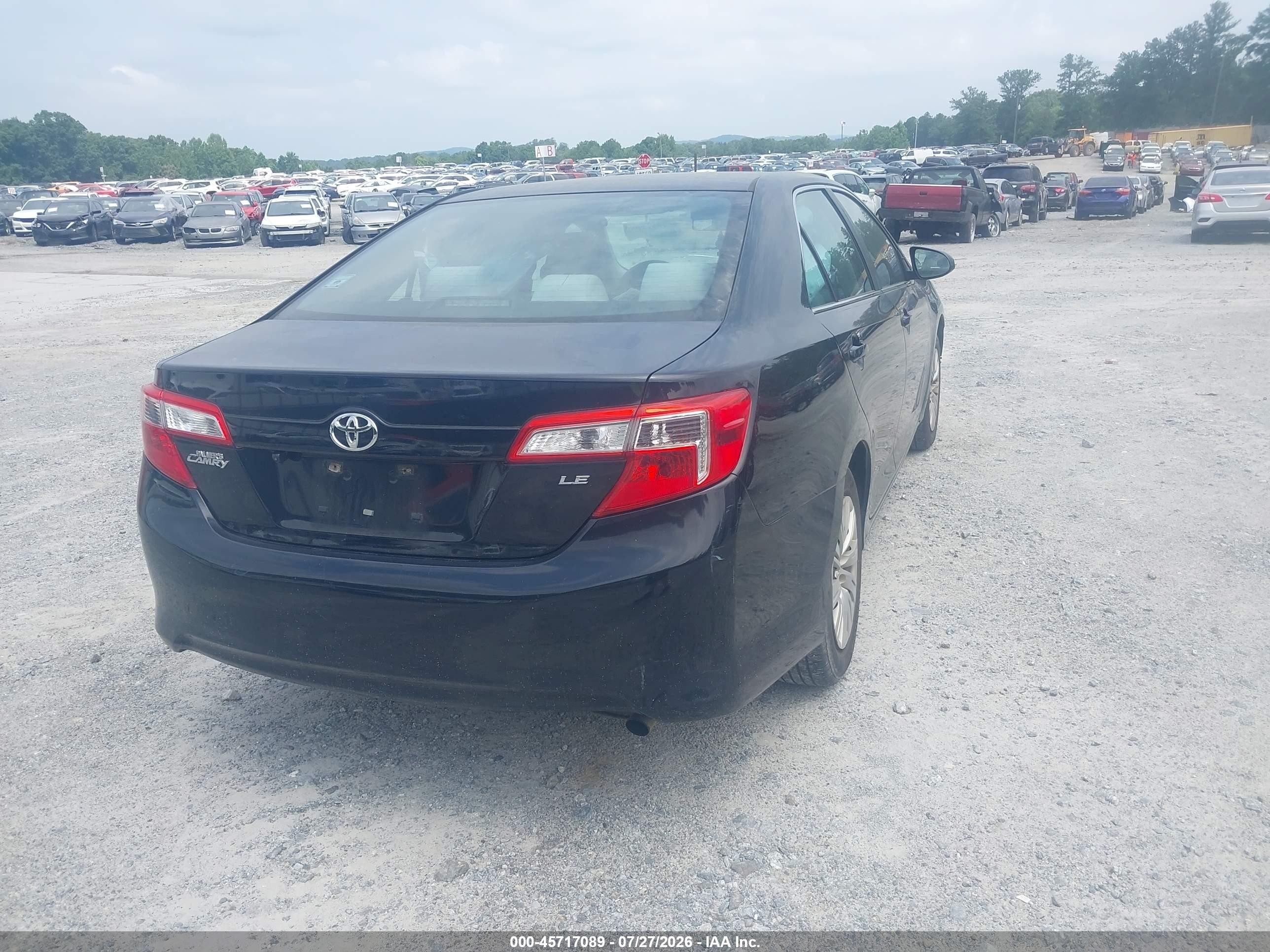 2014 Toyota Camry Le Черный vin: 4T1BF1FK8EU435706