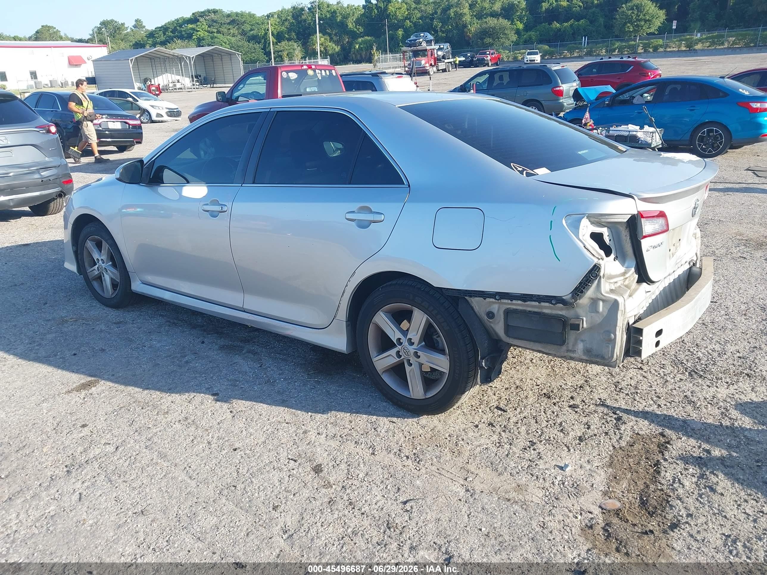 2014 Toyota Camry Se Silver vin: 4T1BF1FK8EU436967