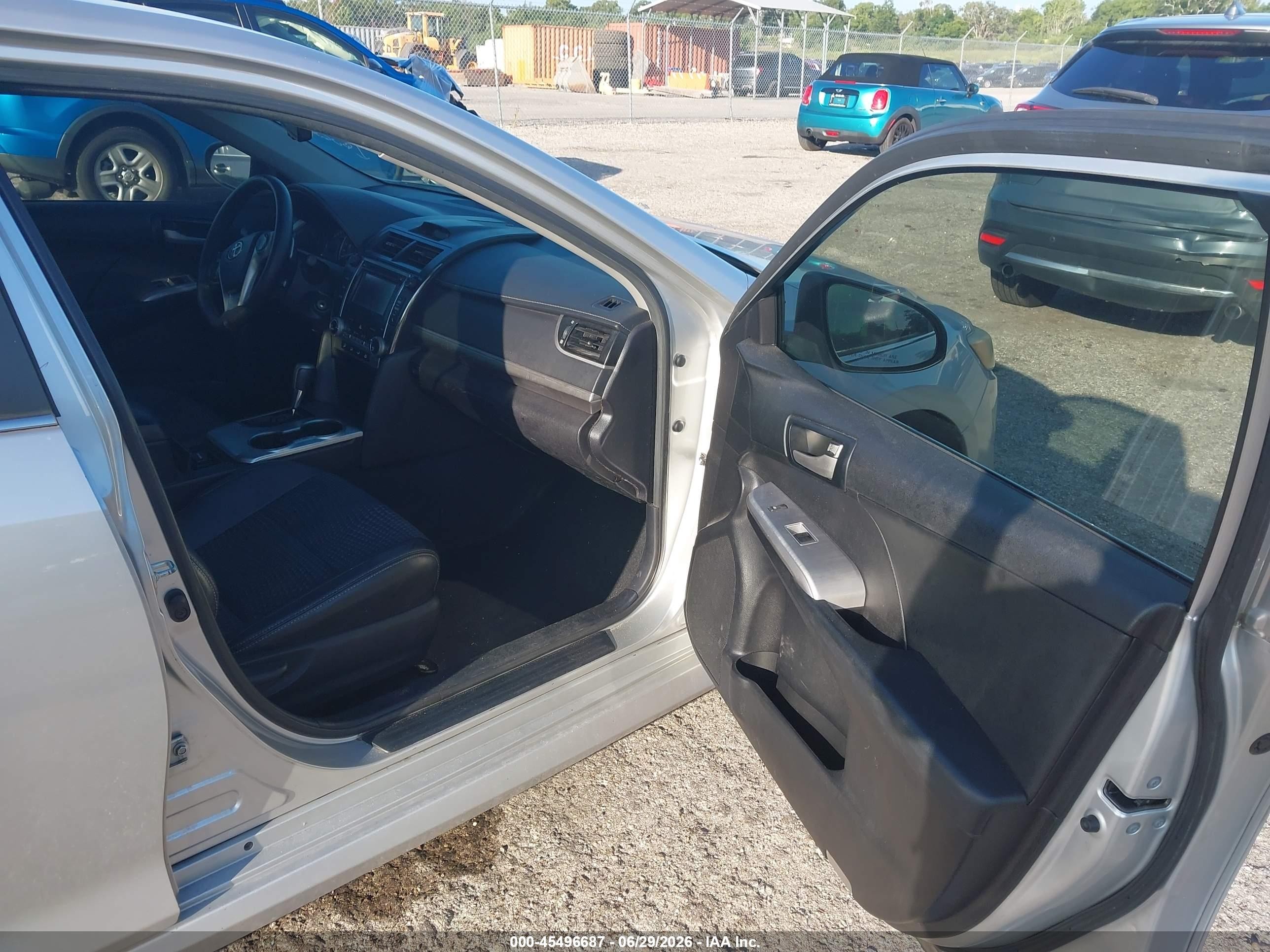 2014 Toyota Camry Se Silver vin: 4T1BF1FK8EU436967