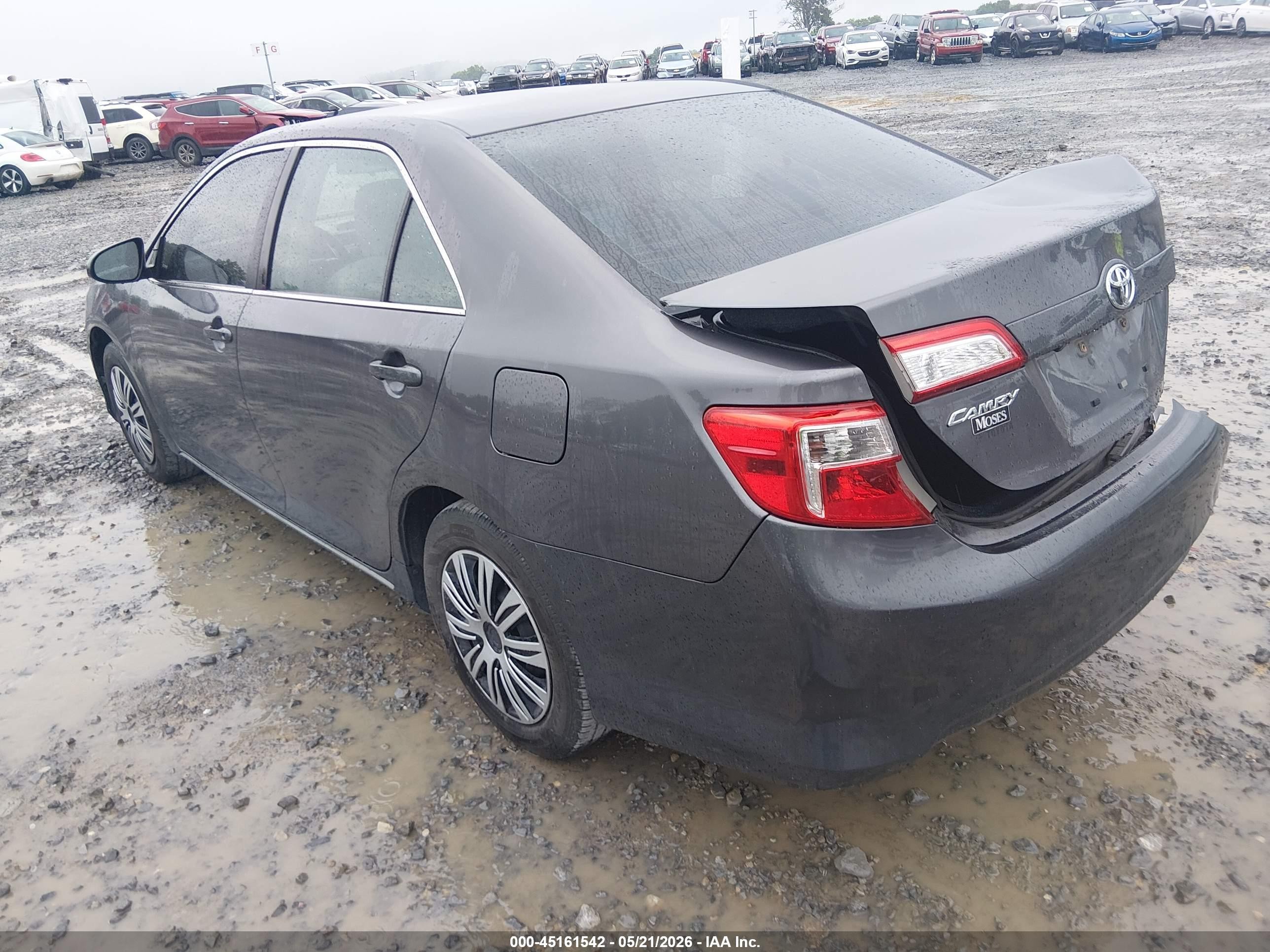 2014 Toyota Camry Le Gray vin: 4T1BF1FK8EU443806