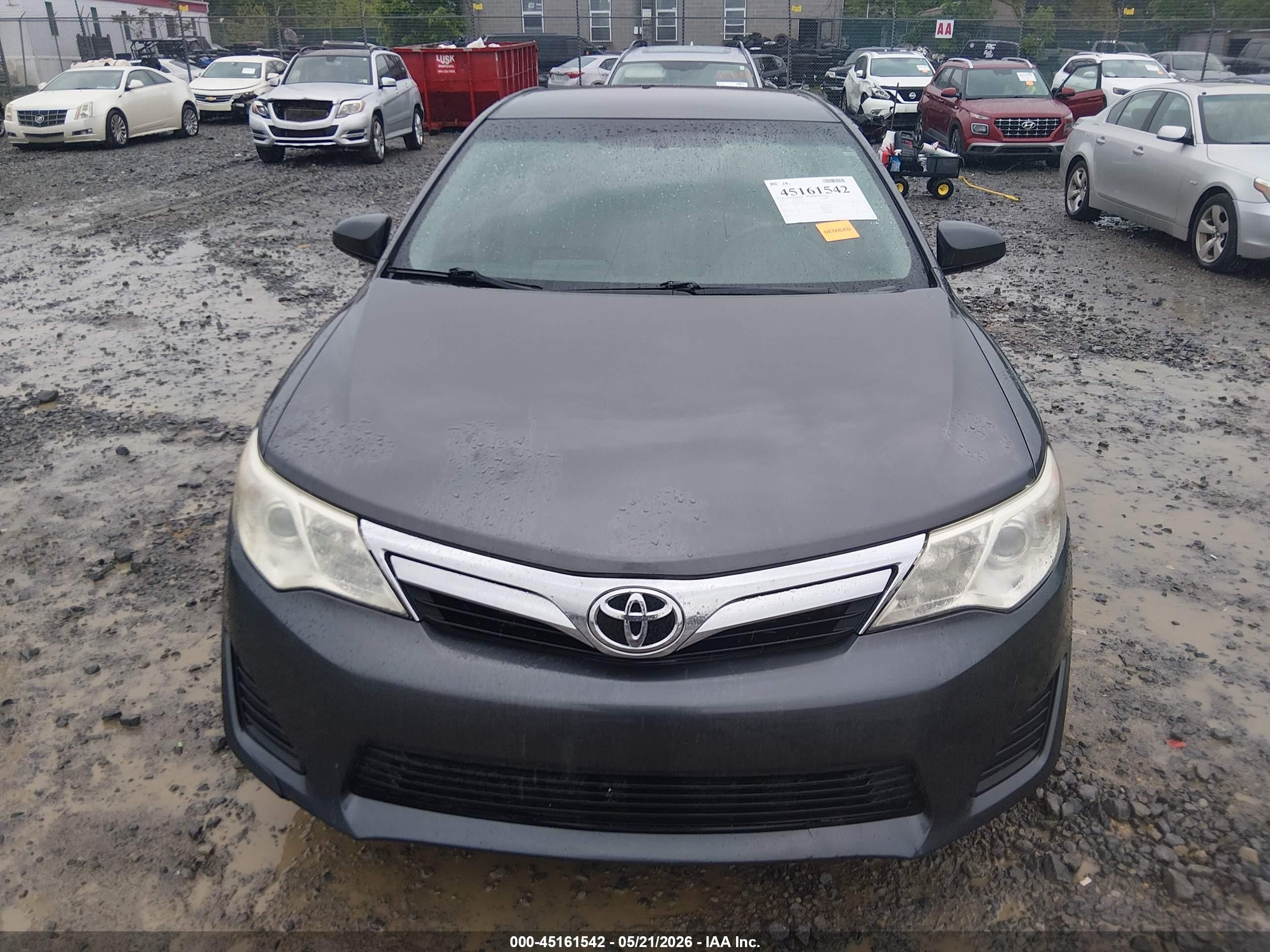 2014 Toyota Camry Le Gray vin: 4T1BF1FK8EU443806