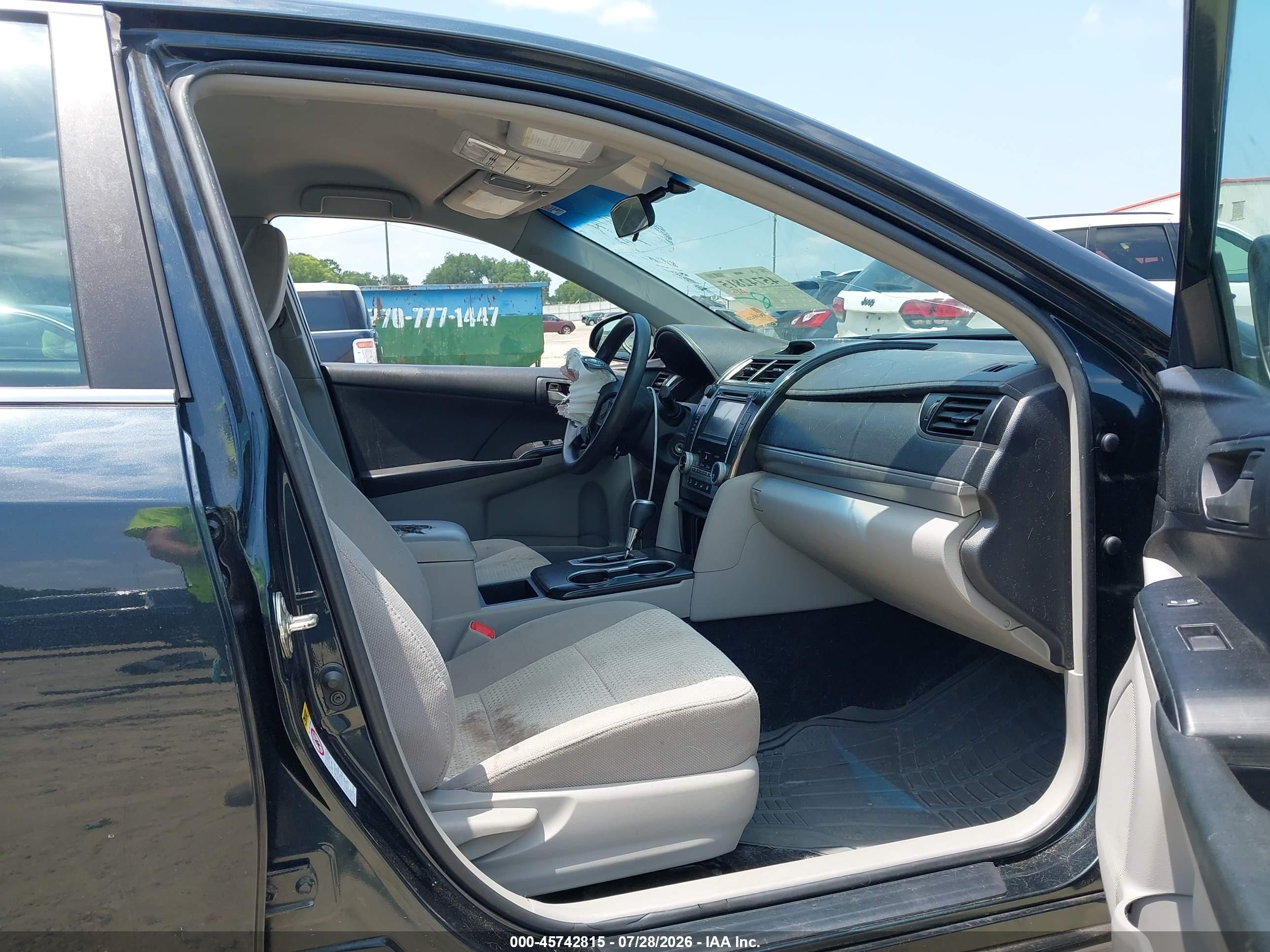 2014 Toyota Camry L Черный vin: 4T1BF1FK8EU742406