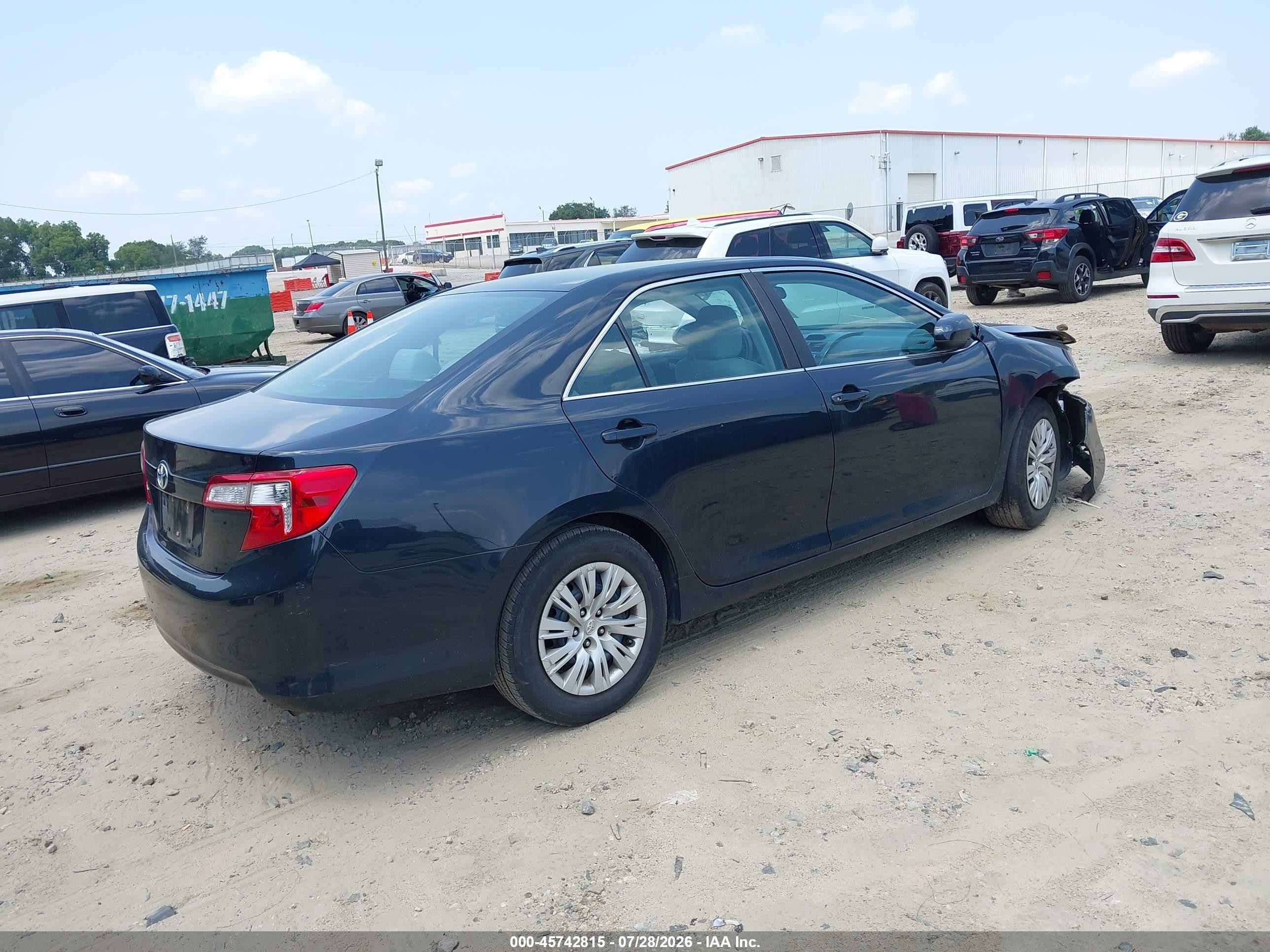2014 Toyota Camry L Черный vin: 4T1BF1FK8EU742406