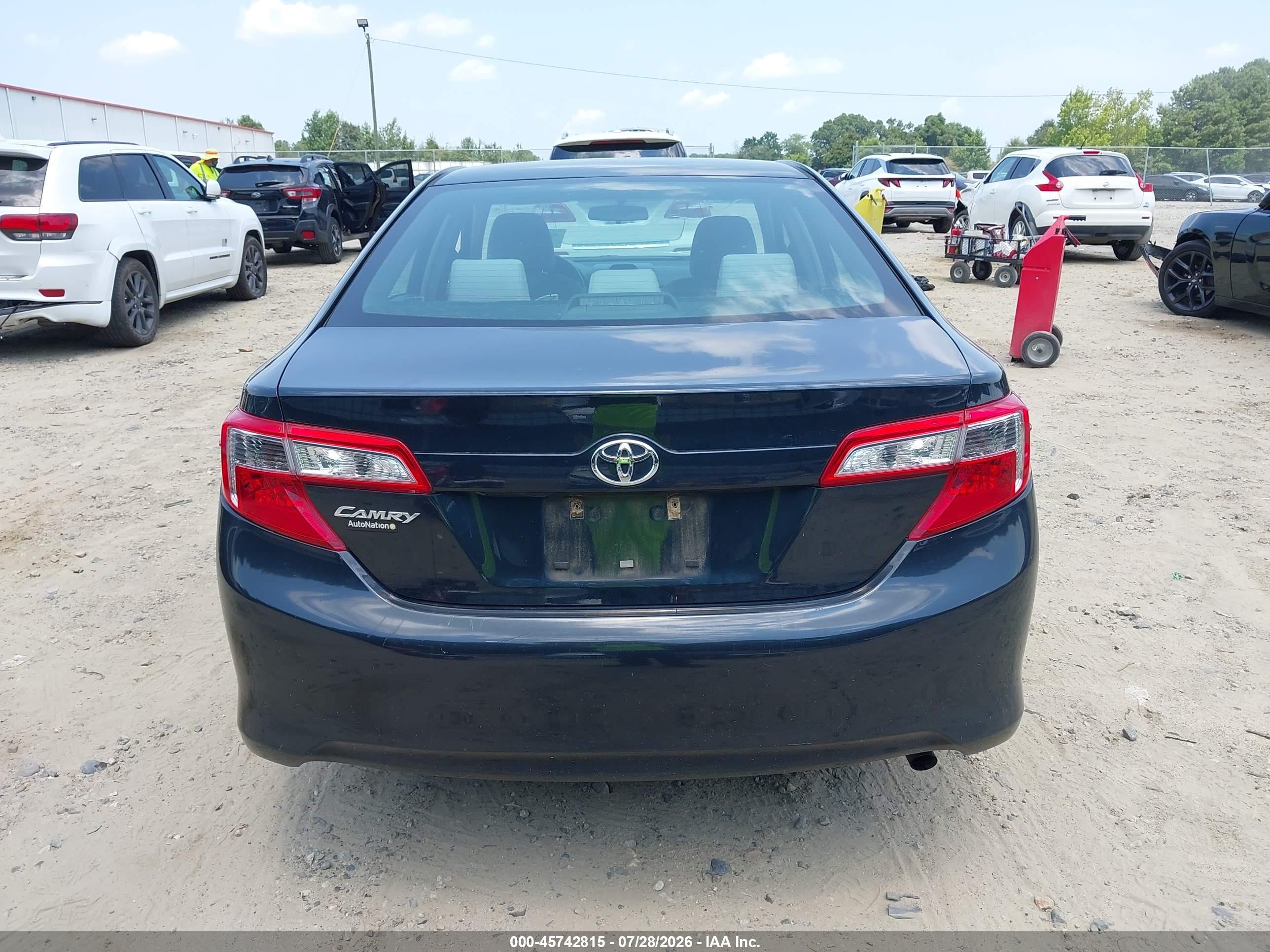 2014 Toyota Camry L Черный vin: 4T1BF1FK8EU742406