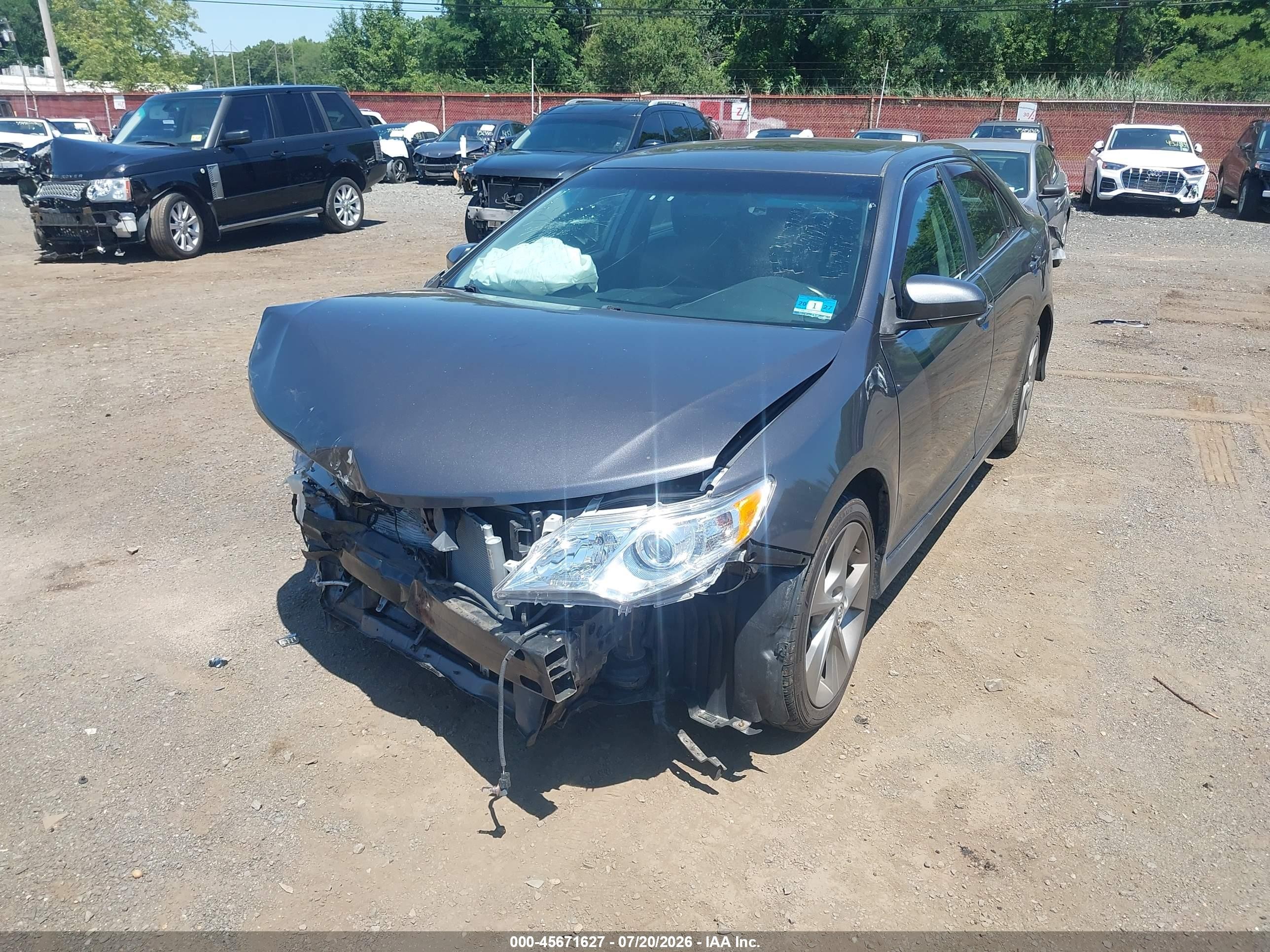 2014 Toyota Camry Se Sport Gray vin: 4T1BF1FK8EU759013