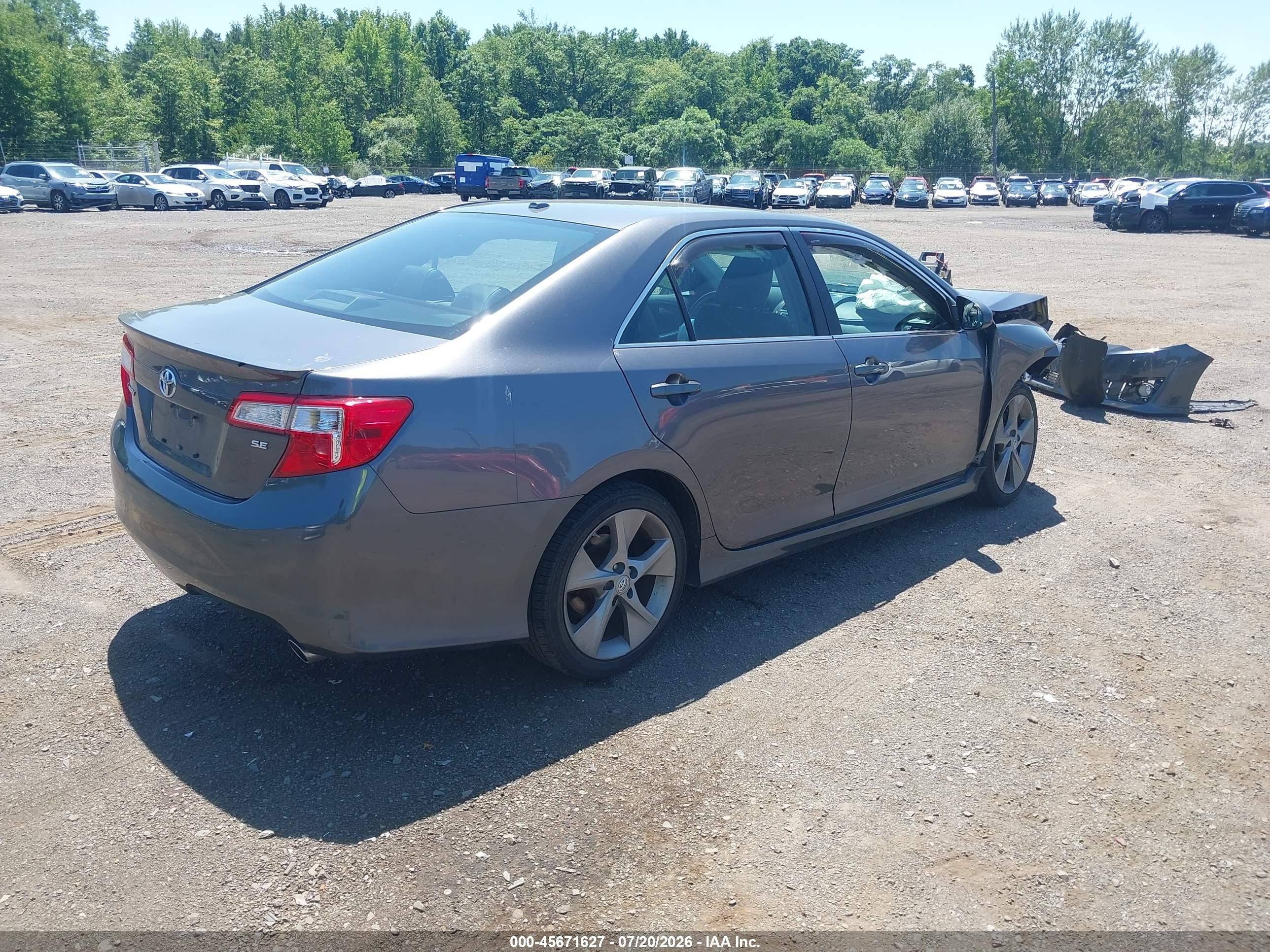 2014 Toyota Camry Se Sport Gray vin: 4T1BF1FK8EU759013