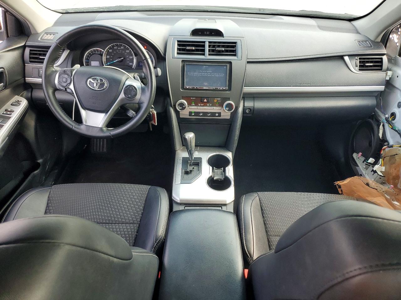 2014 Toyota Camry Se White vin: 4T1BF1FK8EU774658
