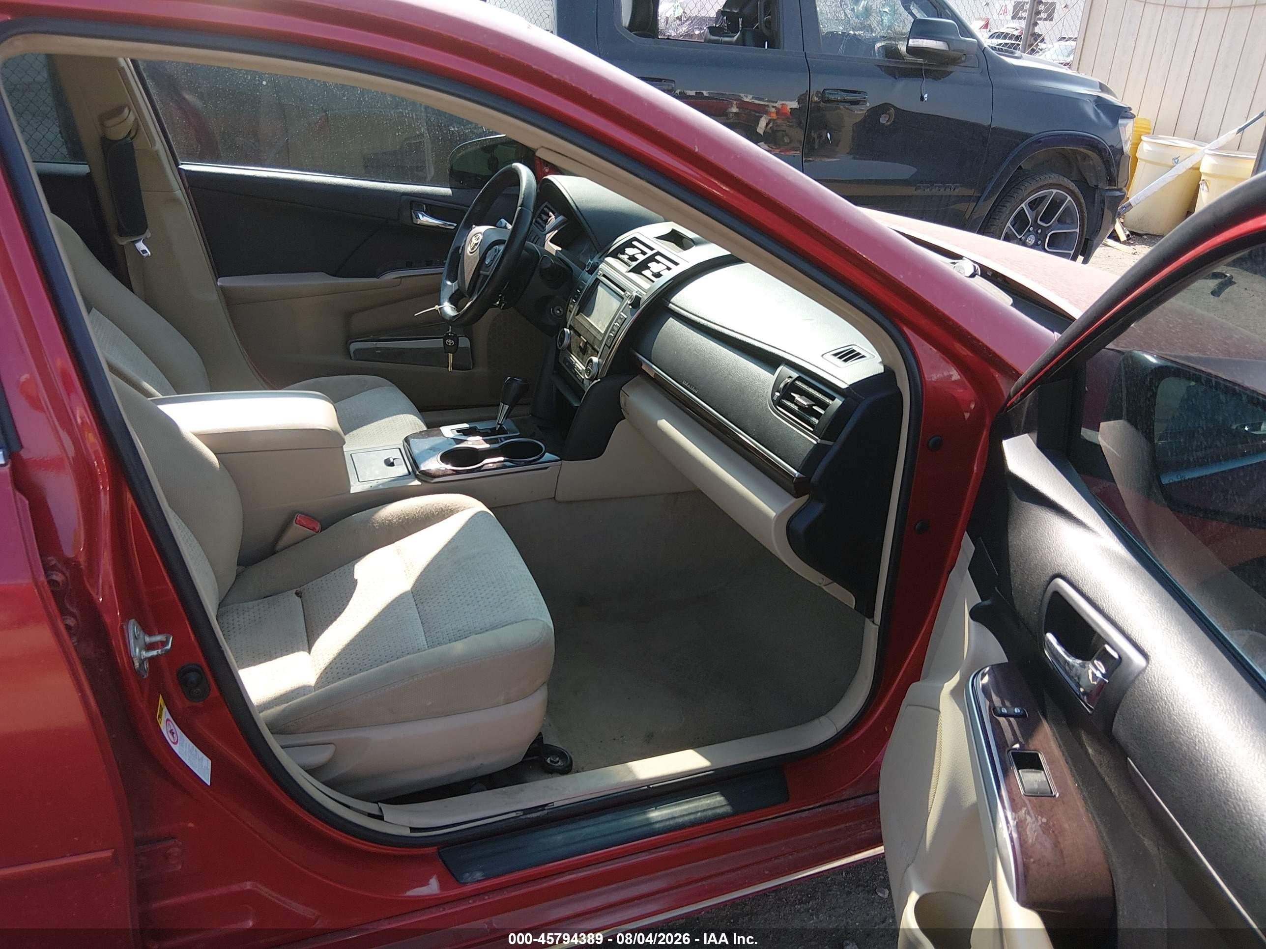 2014 Toyota Camry Xle Red vin: 4T1BF1FK8EU775003