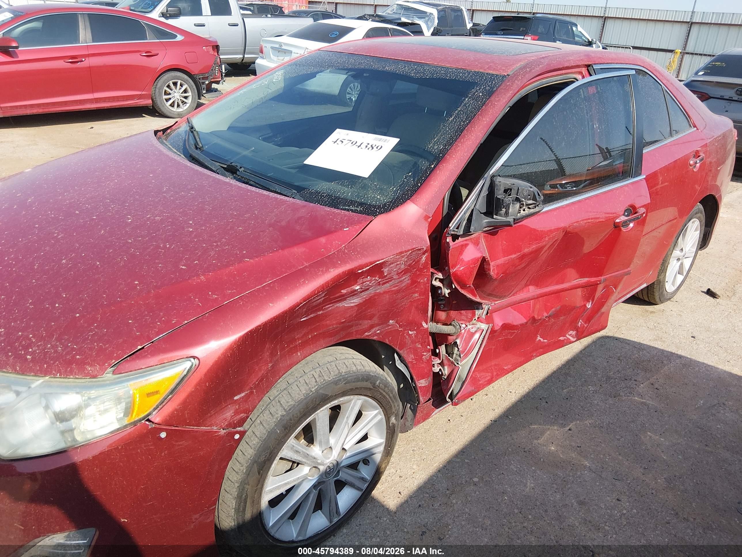 2014 Toyota Camry Xle Red vin: 4T1BF1FK8EU775003