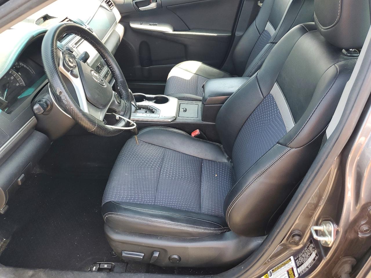 2014 Toyota Camry Se Gray vin: 4T1BF1FK8EU777141