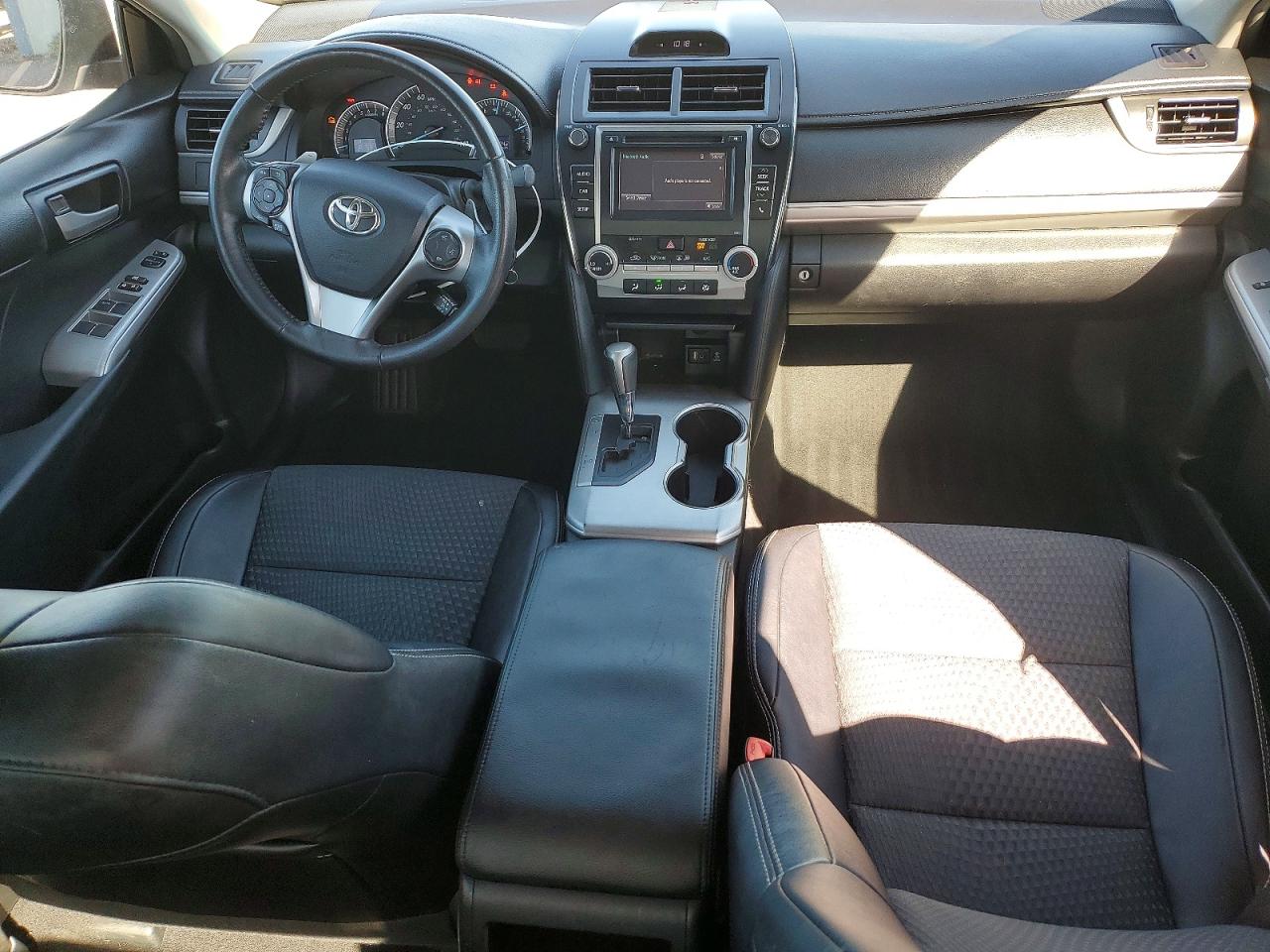 2014 Toyota Camry Se White vin: 4T1BF1FK8EU782937