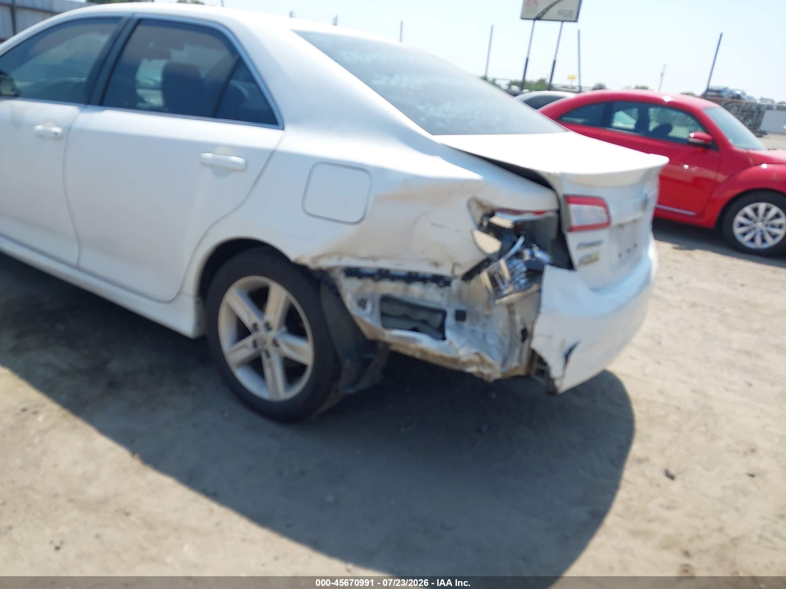 2014 Toyota Camry Se Белый vin: 4T1BF1FK8EU799320